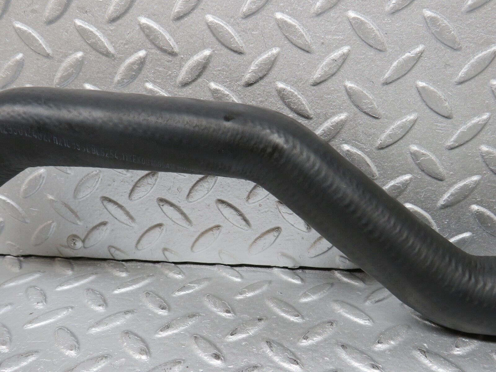 38569 Mercedes-Benz R129 280SL Coupe Radiator Lower Hose Pipe 1295012482