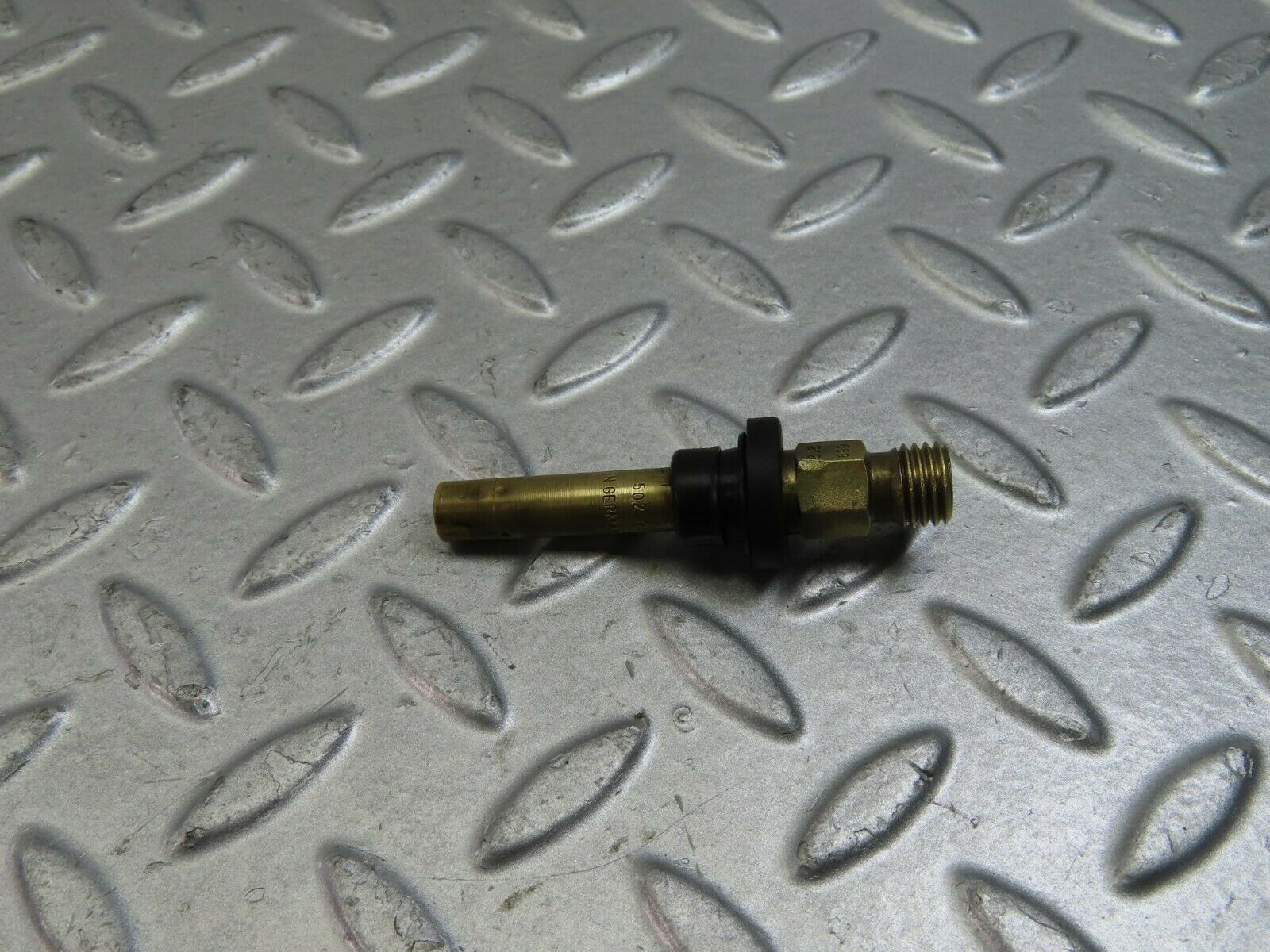 9466 Mercedes-Benz C124 300CE Coupe Fuel Injector Bosch 0437502010