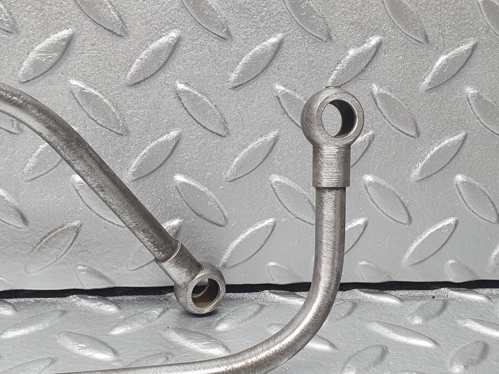 40741 Mercedes-Benz W123 300D Gearbox Oil Pipe