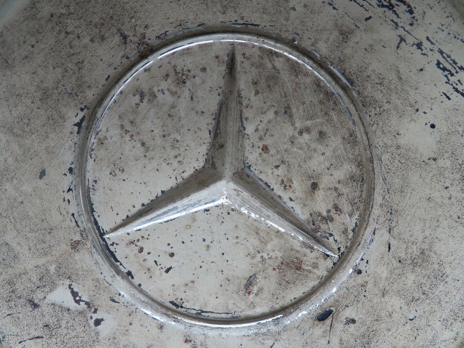 18604 Mercedes-Benz W120 W121 Ponton Chrome Wheel Hub Cap