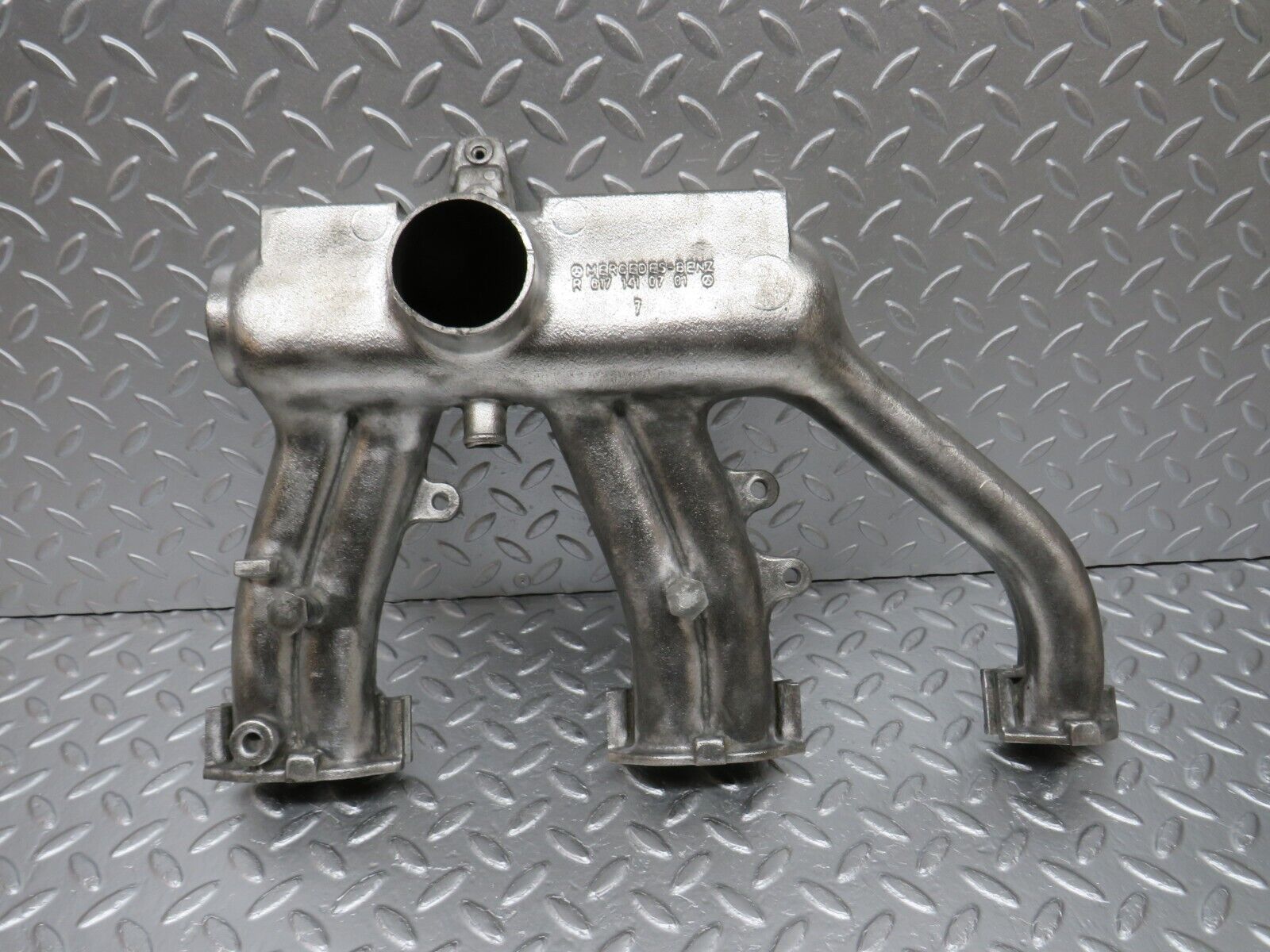 32921 Mercedes-Benz W123 300D Intake Manifold 6171410701