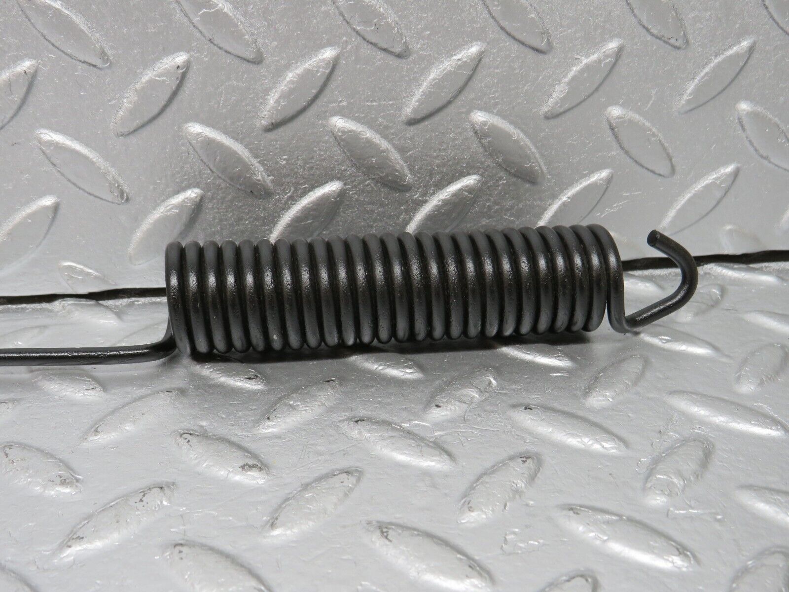 40437 Mercedes-Benz W110 230 Bonnet Hinge Spring