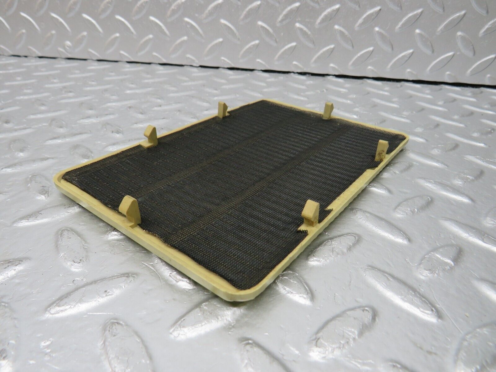 34375 Mercedes-Benz C126 380SEC Coupe Parcel Shelf Speaker Cover Pair