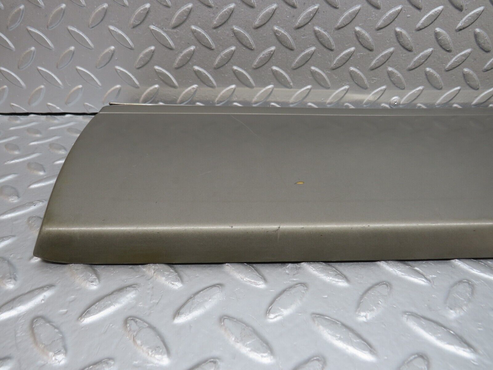 35966 Mercedes-Benz W126 420SE Rear Left Door Moulding Trim 1266903940