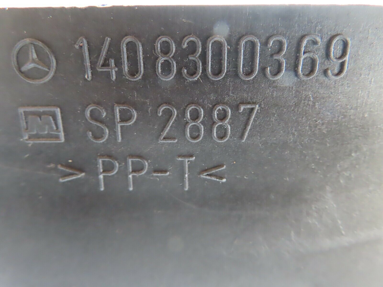 19645 Mercedes-Benz C140 CL420 Coupe Cabin Pollen Filter Housing 1408300369