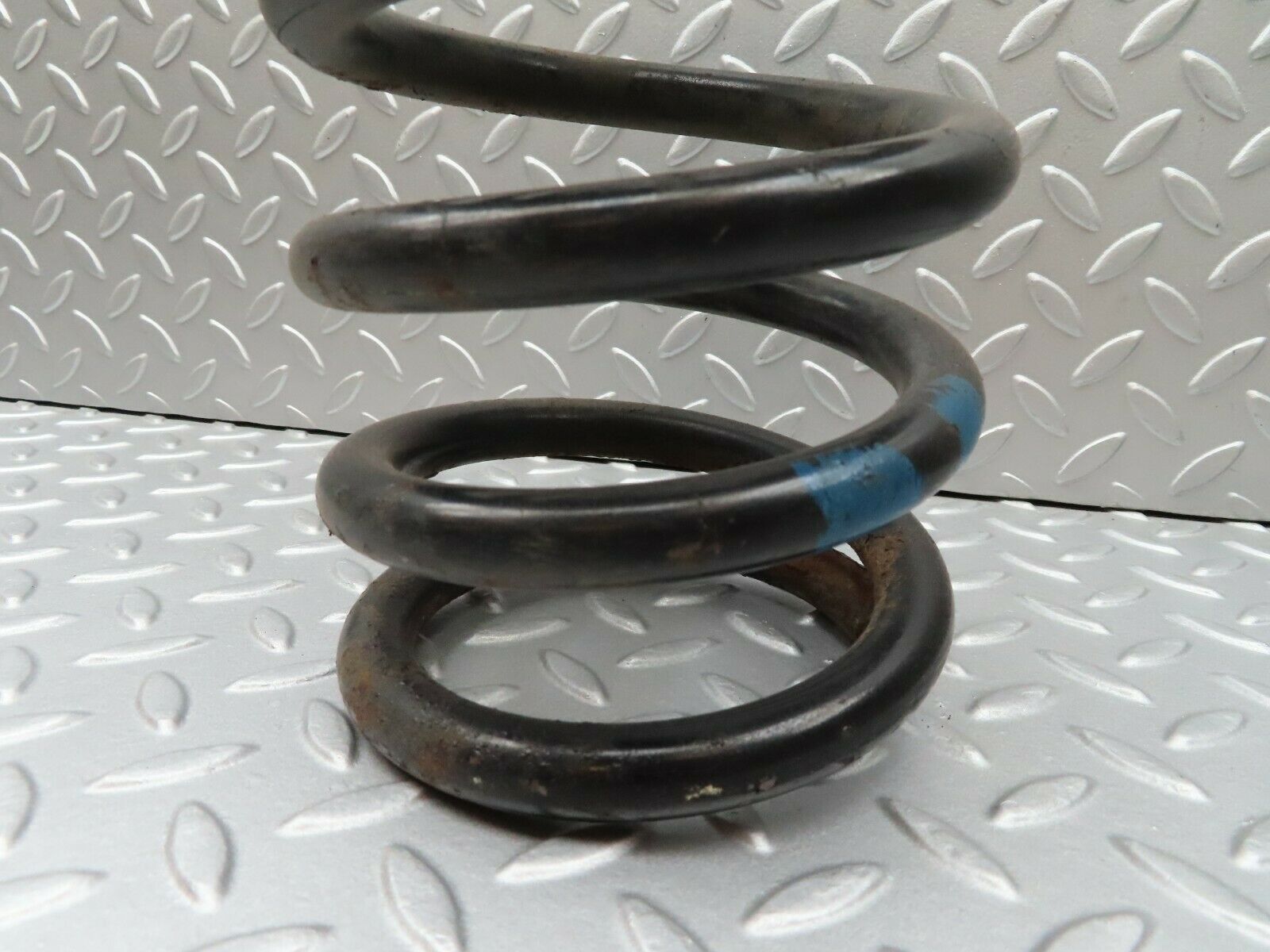 3677 Mercedes-Benz W108 280SE Rear Coil Spring