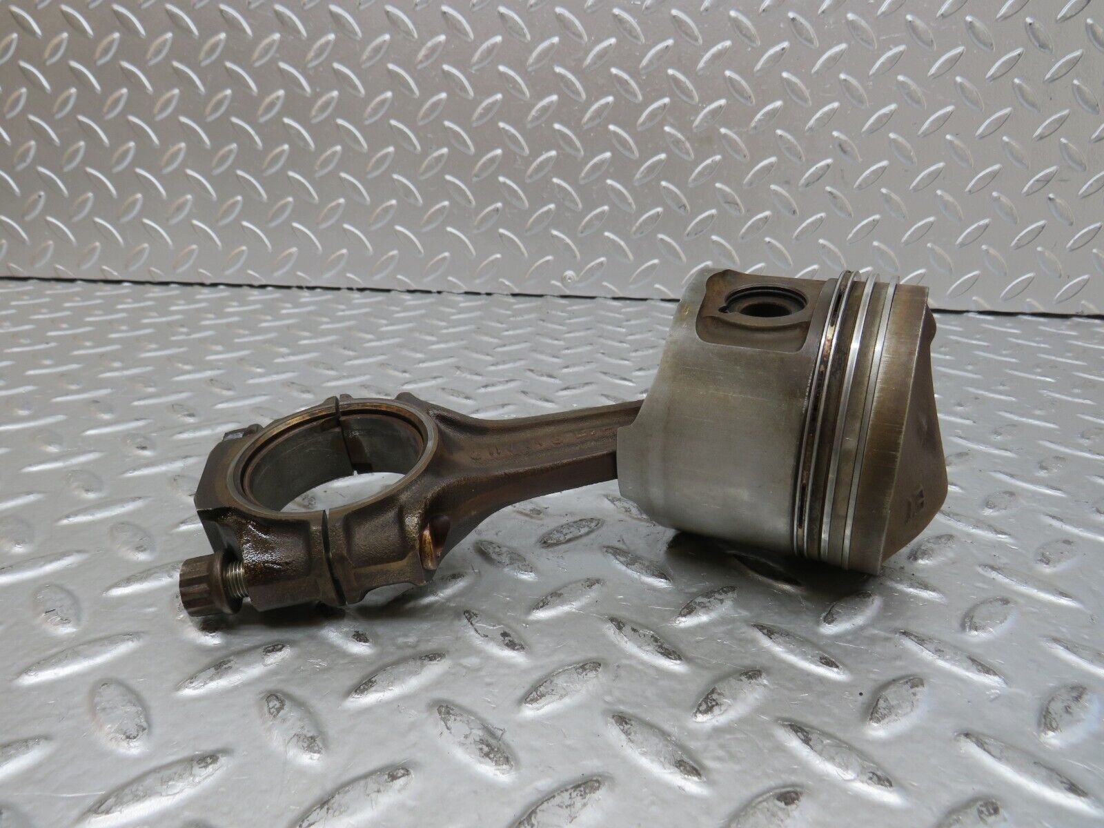 28156 Mercedes-Benz W123 280E Piston With Connecting Rod 85.986 mm 11004