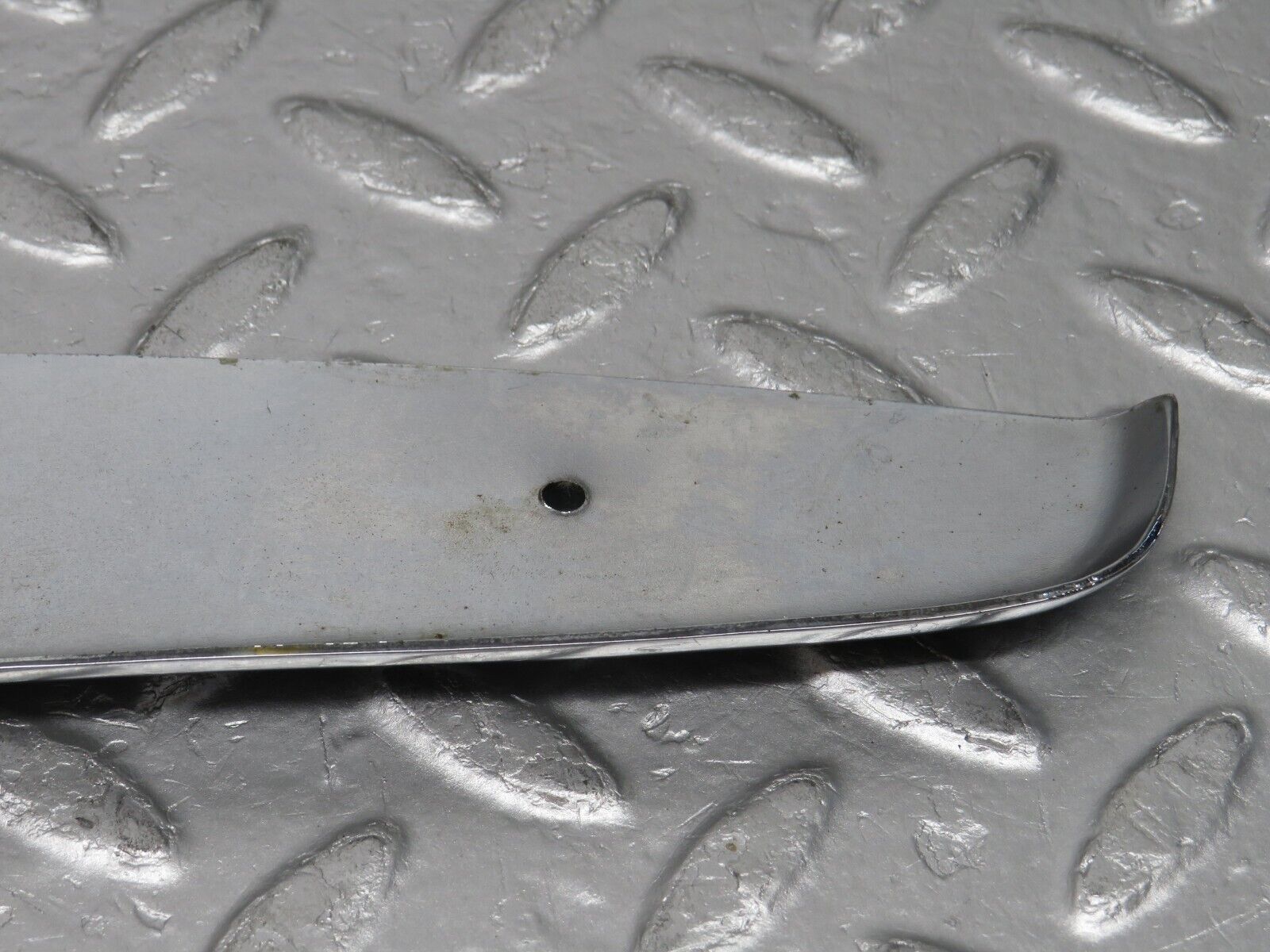 0736 Mercedes-Benz C107 350SLC Coupe Door Chrome Cover Left Side