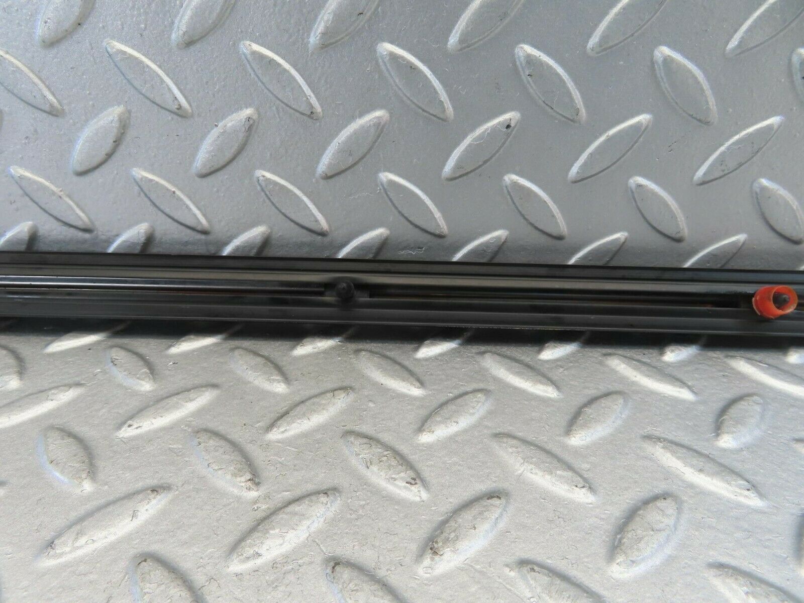 10898 Mercedes-Benz W123 230E Rear Right Door Centre Moulding Trim