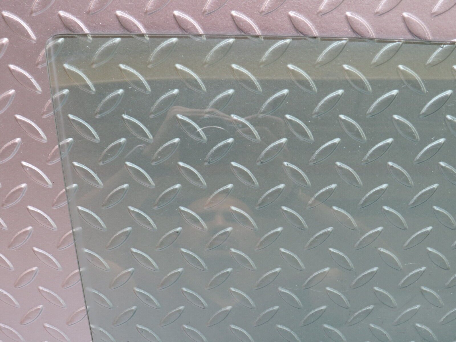 36038 Mercedes-Benz W126 420SE Front Right Door Window Glass