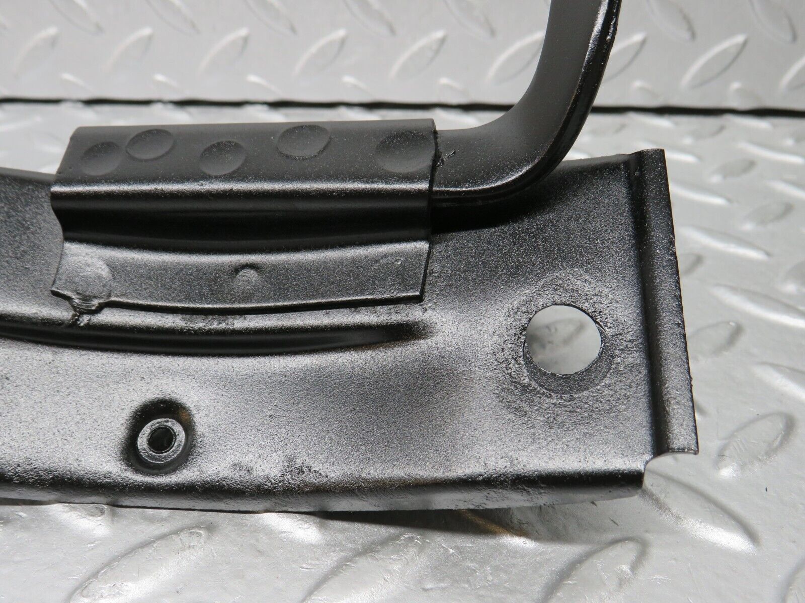 38146 Mercedes-Benz A124 320E Cabriolet Cardan Shaft Prop Shaft Support