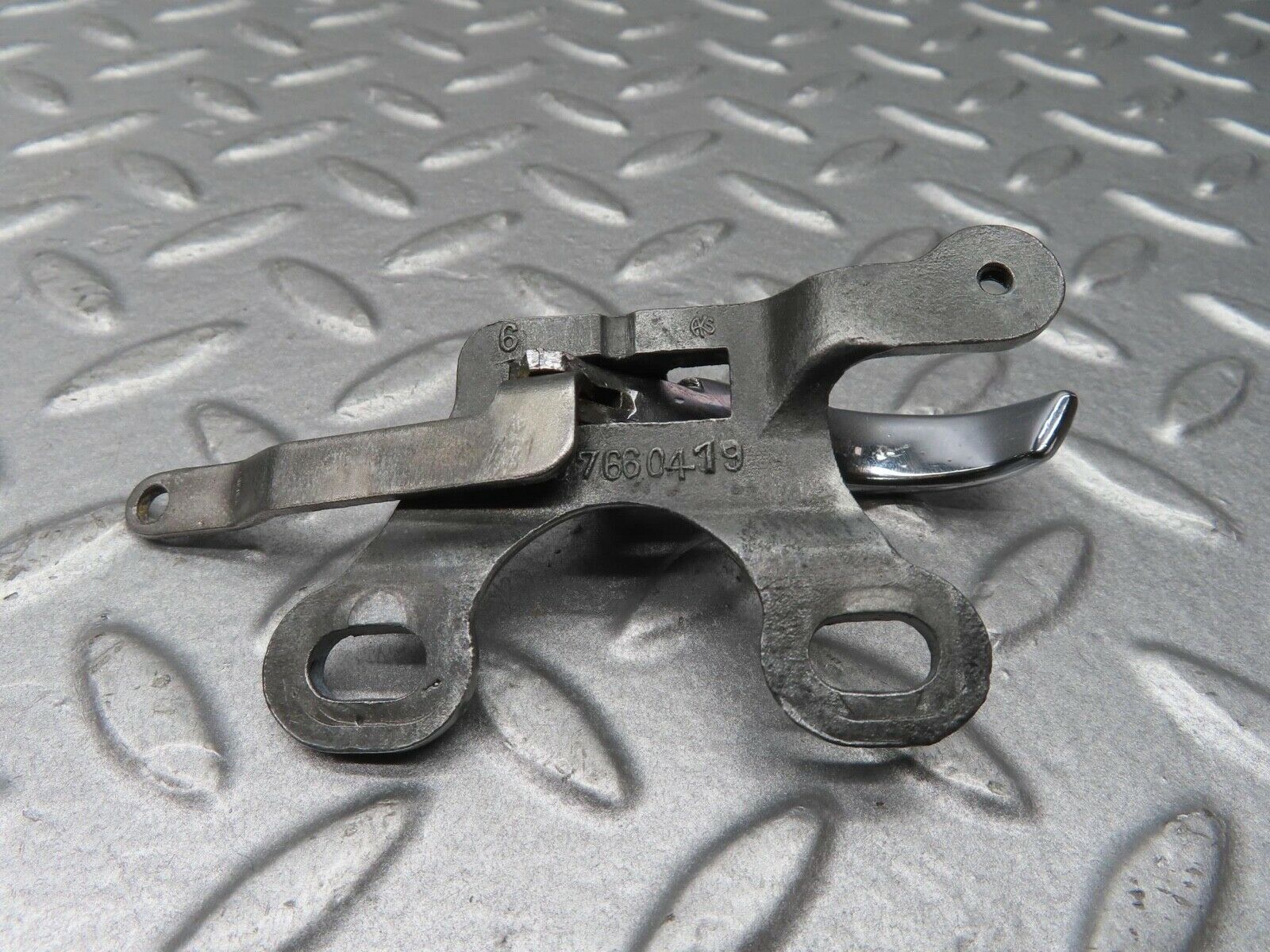 13045 Mercedes-Benz W111 220S Right Interior Door Handle 1107660419