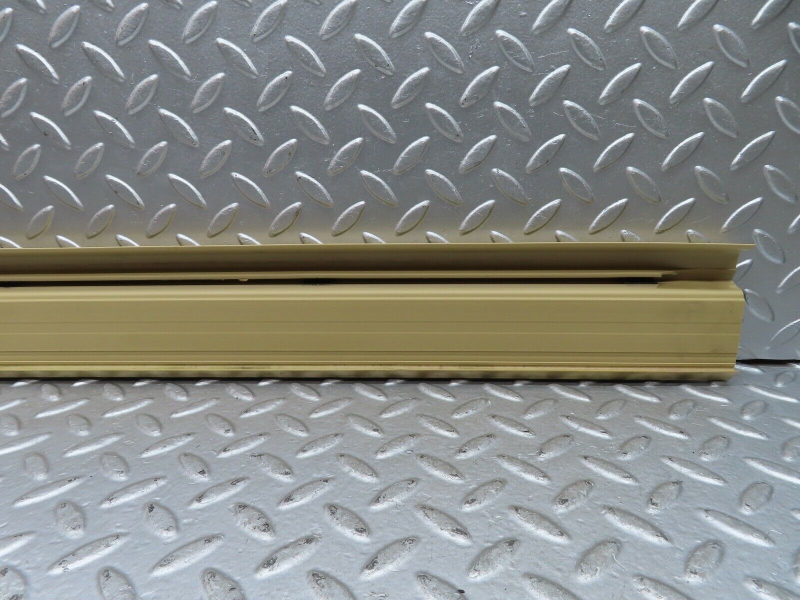 21034 Mercedes-Benz W123 230E Front Left Door Sill Trim Beige