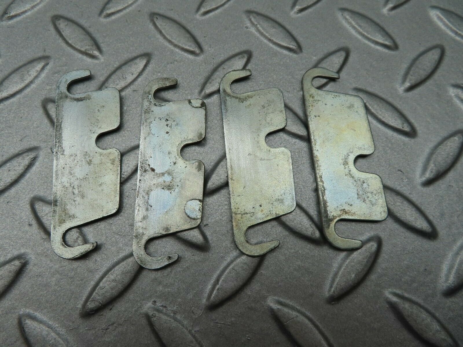 3938 Mercedes-Benz S123 200T Wagon Left Side Tailgate Stop 1237660176