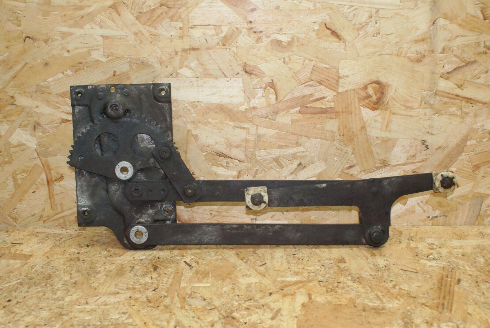 2431 Mercedes-Benz W120 PONTON Front Left Manual Window Regulator