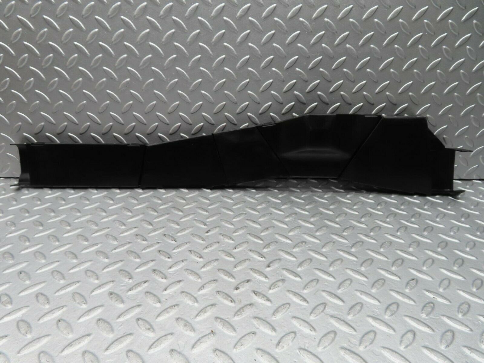 16303 Mercedes-Benz W124 260E Front Right Cable Channel 1248210489