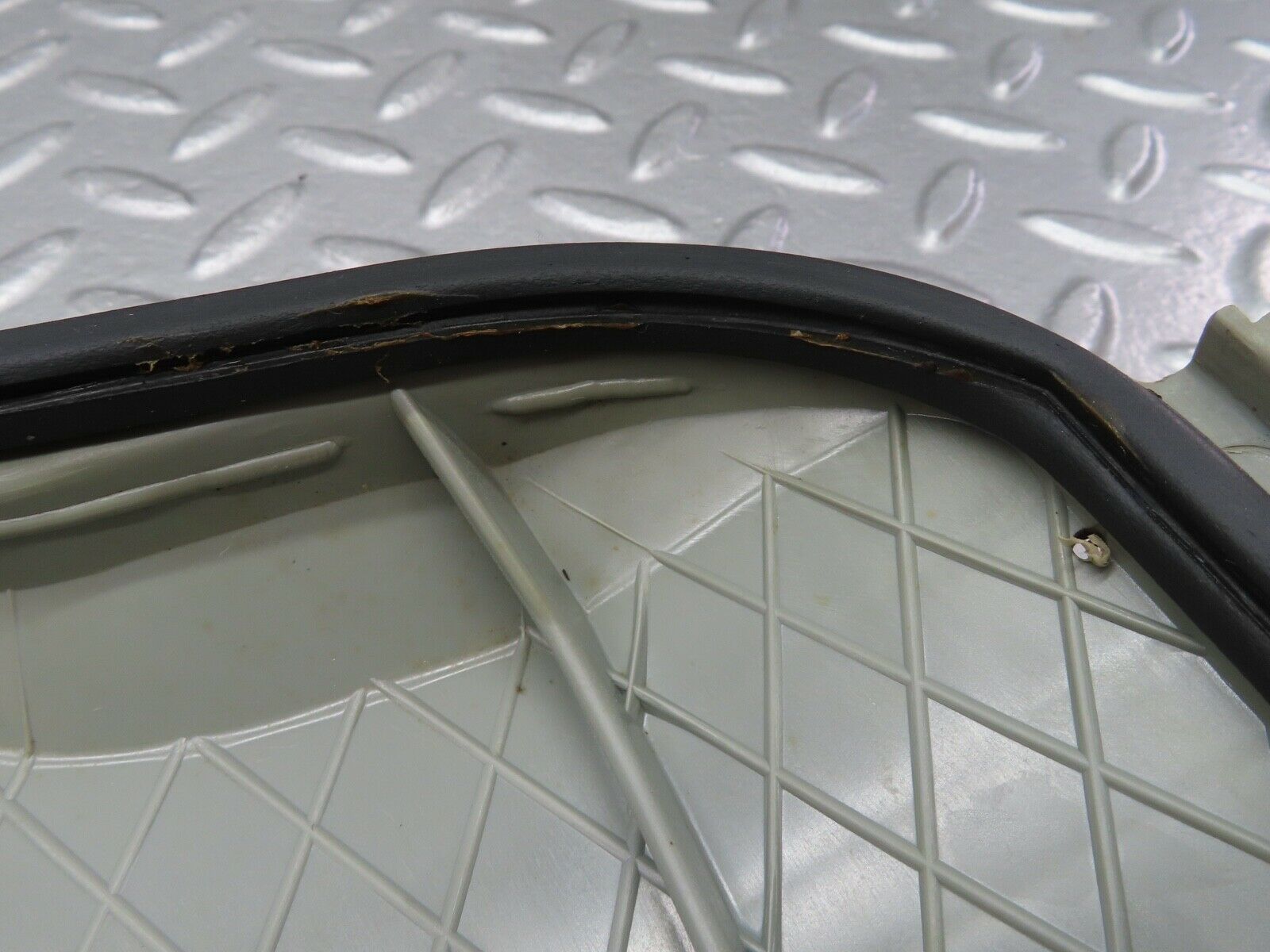 18108 Mercedes-Benz W123 200 Headlight Cover