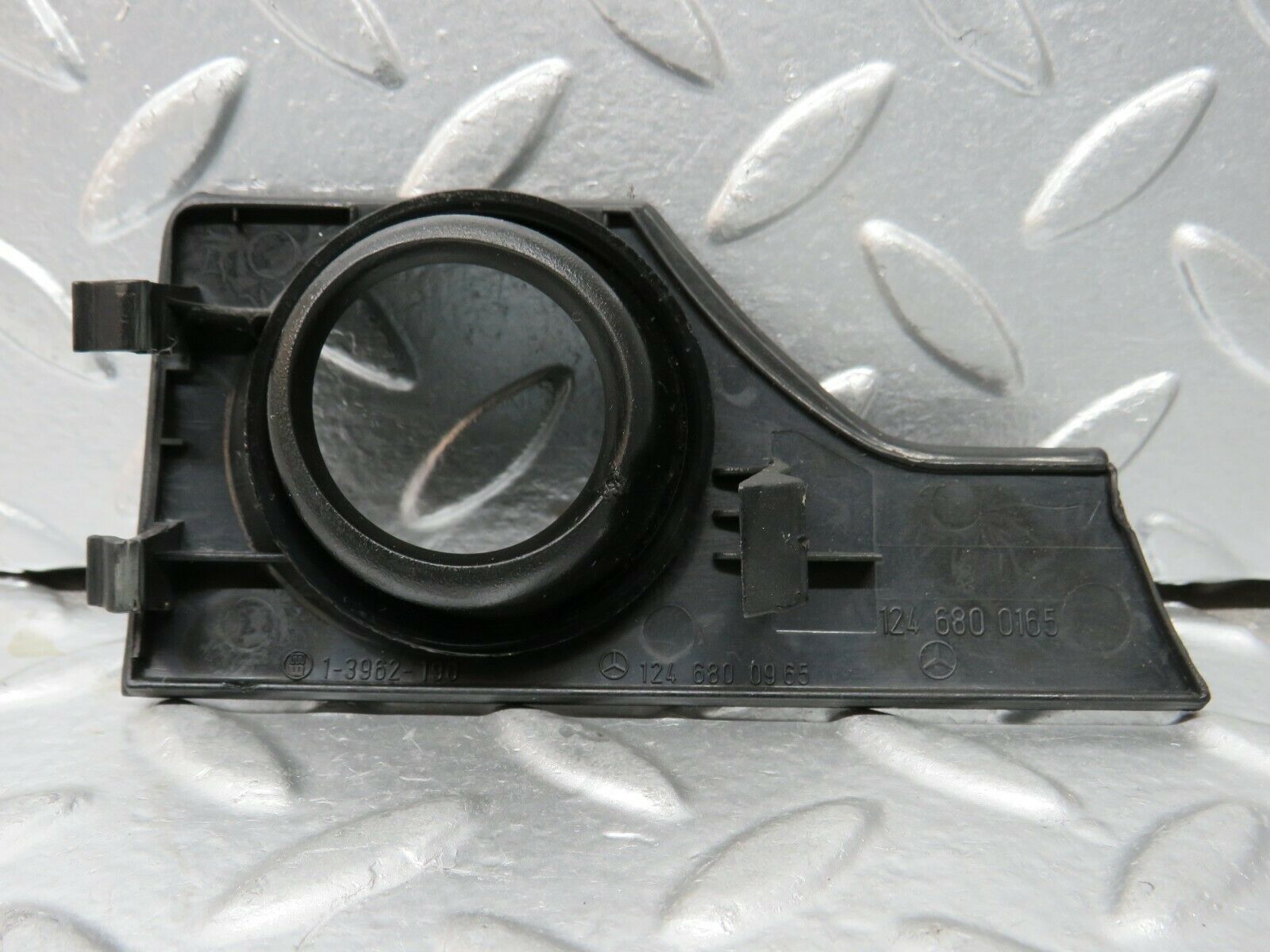 24298 Mercedes-Benz S124 220TE Wagon Ignition Switch Cover Surround 1246800165