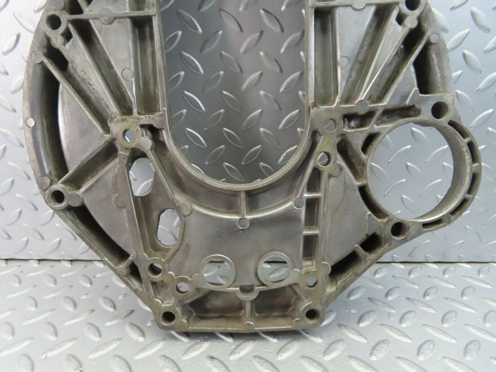 10198 Mercedes-Benz W111 220SE Gearbox Flange 1210110445