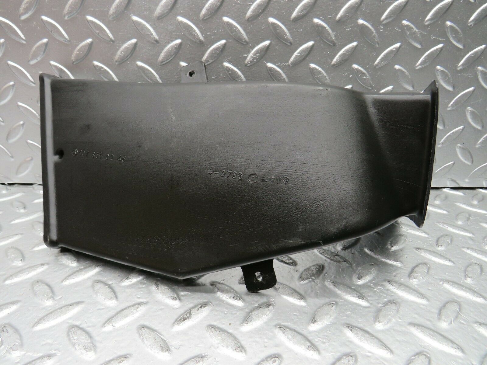 22686 Mercedes-Benz C107 450SLC Coupe Floor Ventilation Duct Right 1078310246