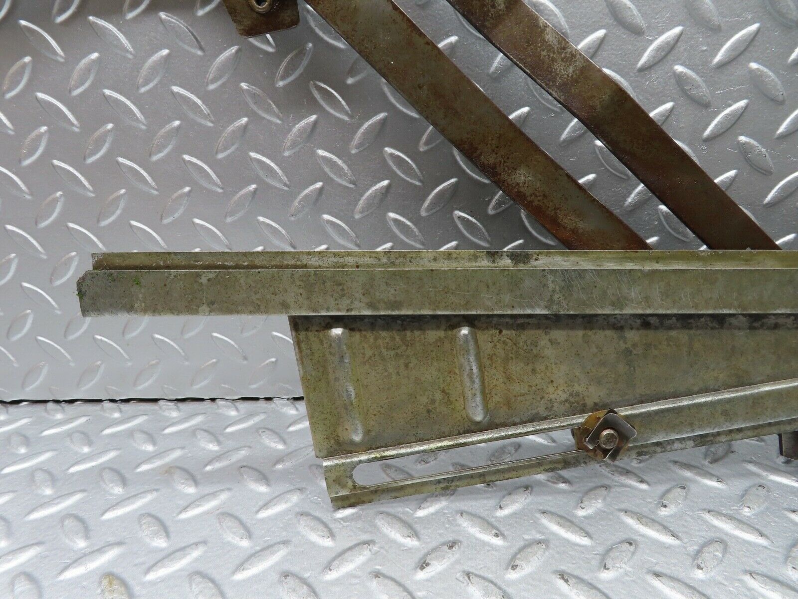 20333 Mercedes-Benz W114 280CE Coupe Front Left Manual Window Regulator