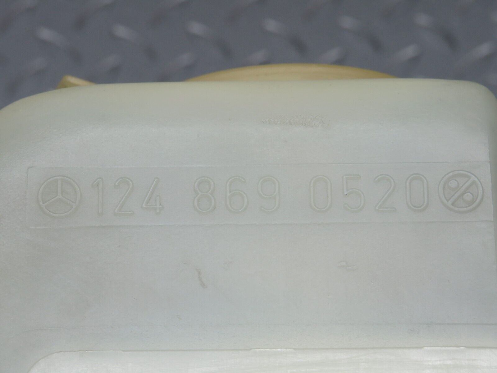 32561 Mercedes-Benz S124 300TE Wagon Windscreen Washer Fluid Tank 1248690520