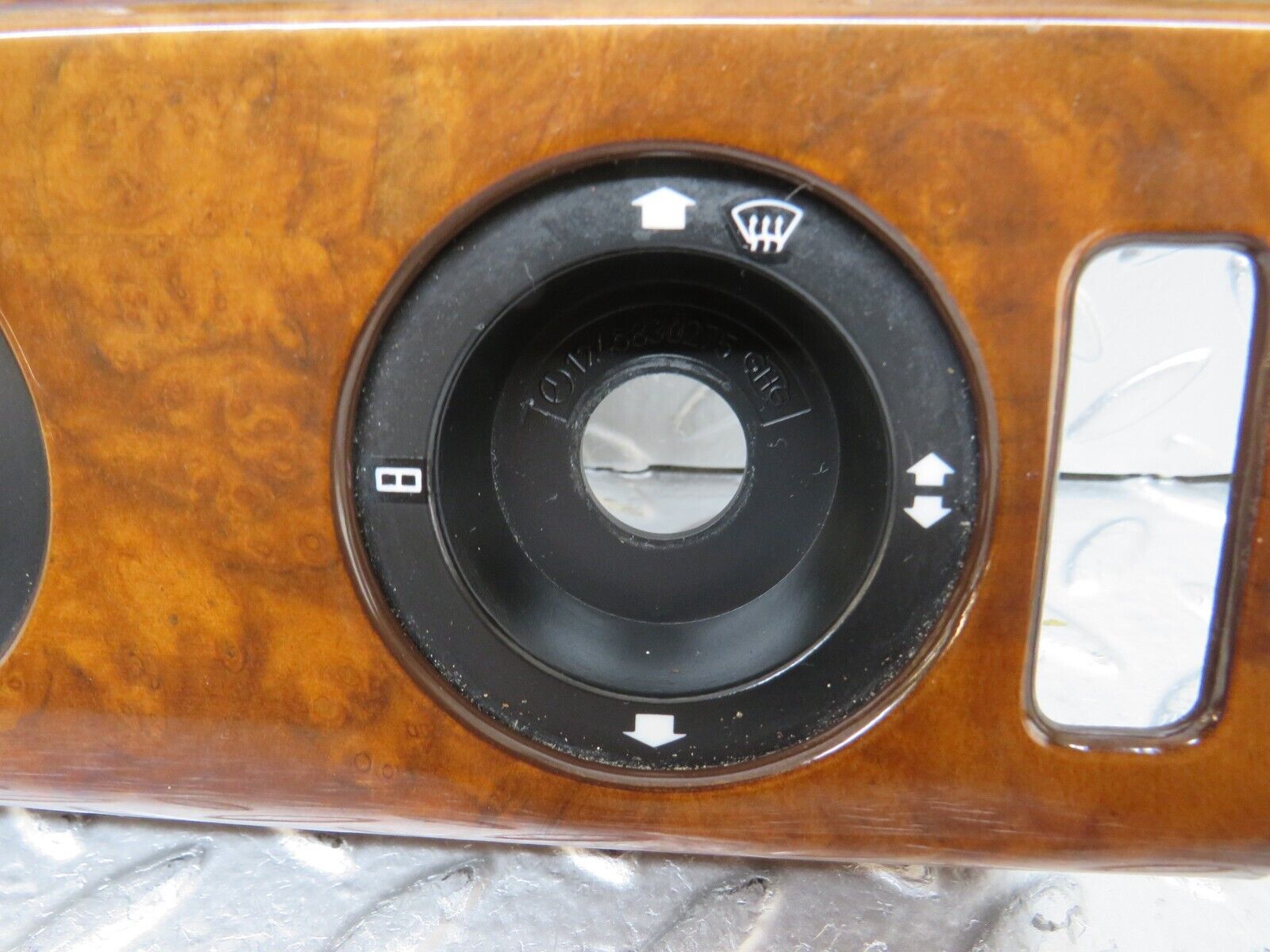 25657 Mercedes-Benz W124 280E Heater Control Panel Wood Trim 1246830275