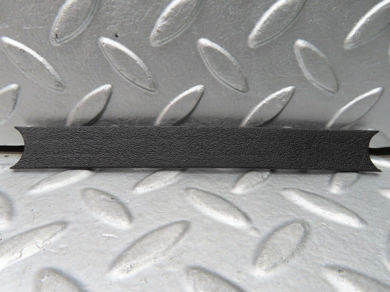 21689 Mercedes-Benz W126 300SE Dashboard Trim Cover Black 1266890383