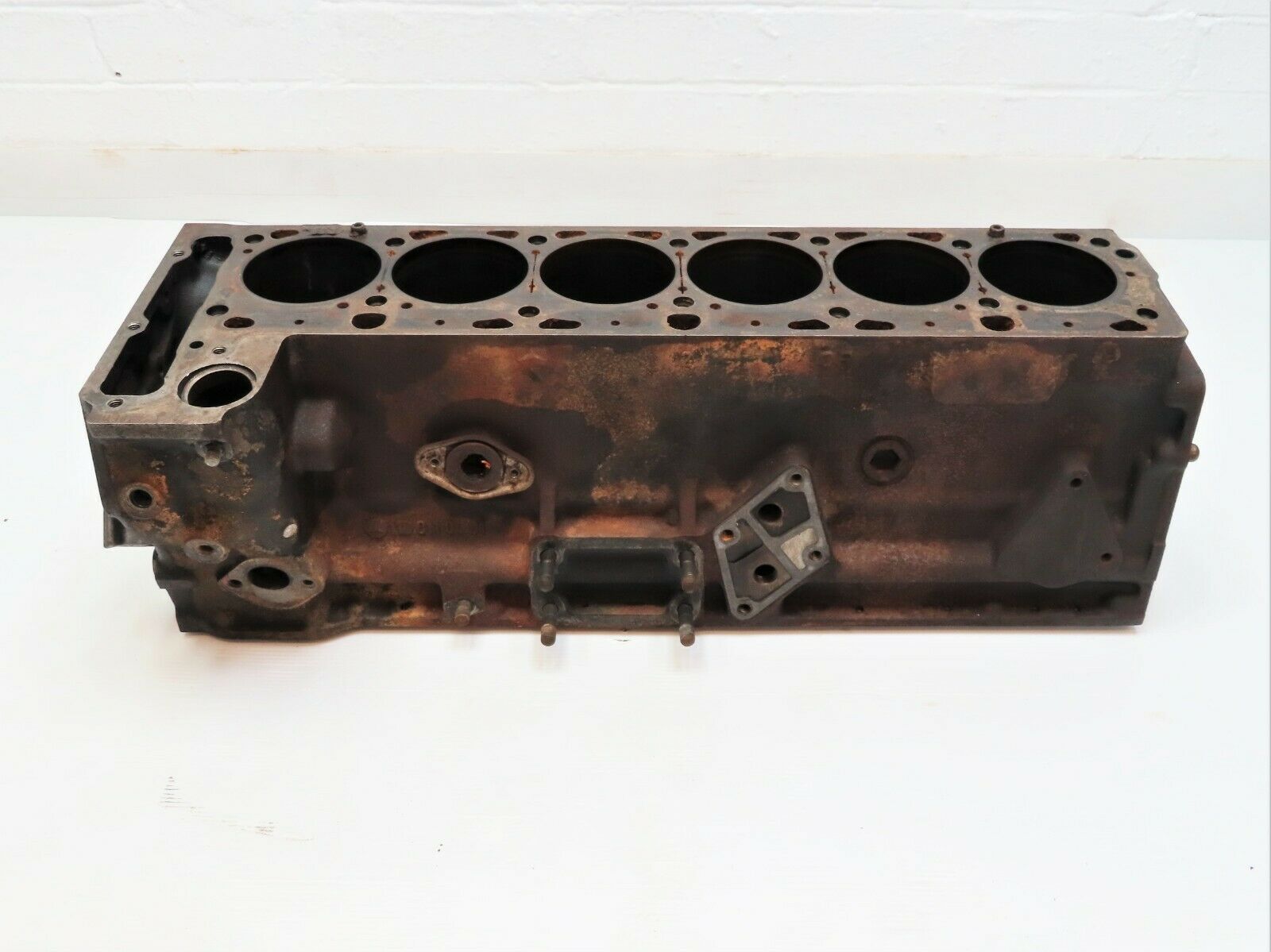 4903 Mercedes-Benz W114 280CE Coupe Engine Block M110.991 1100110401