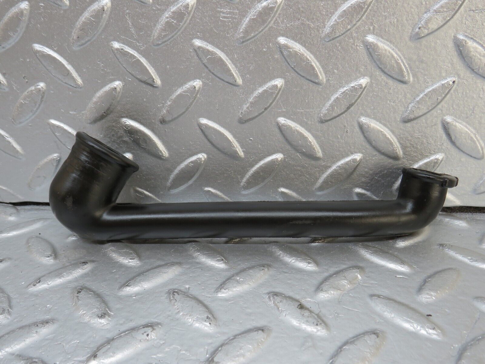 34452 Mercedes-Benz C126 380SEC Coupe Crankcase Breather Hose 1160940591