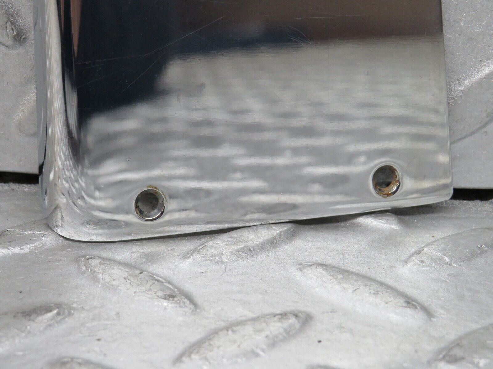 37762 Mercedes-Benz A124 320E Cabriolet Right Door Chrome Cover