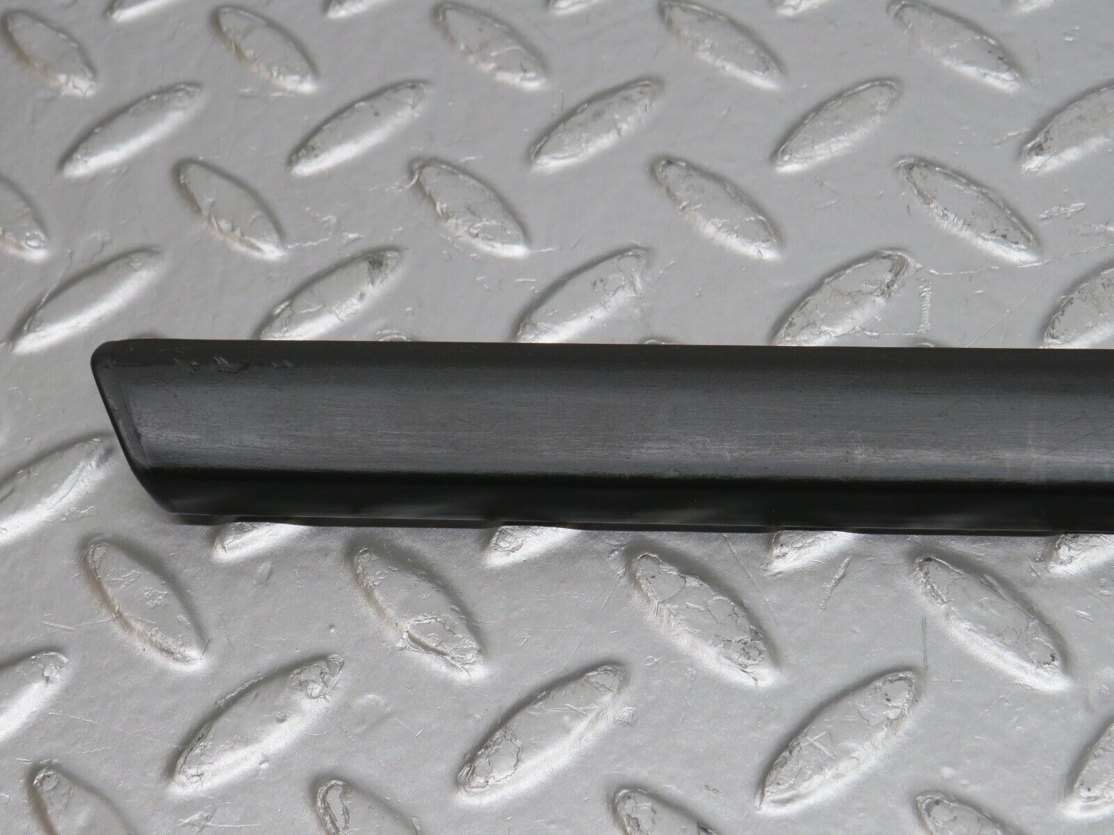 33847 Mercedes-Benz W201 190E 2.0L Rear Right Door Centre Moulding Trim