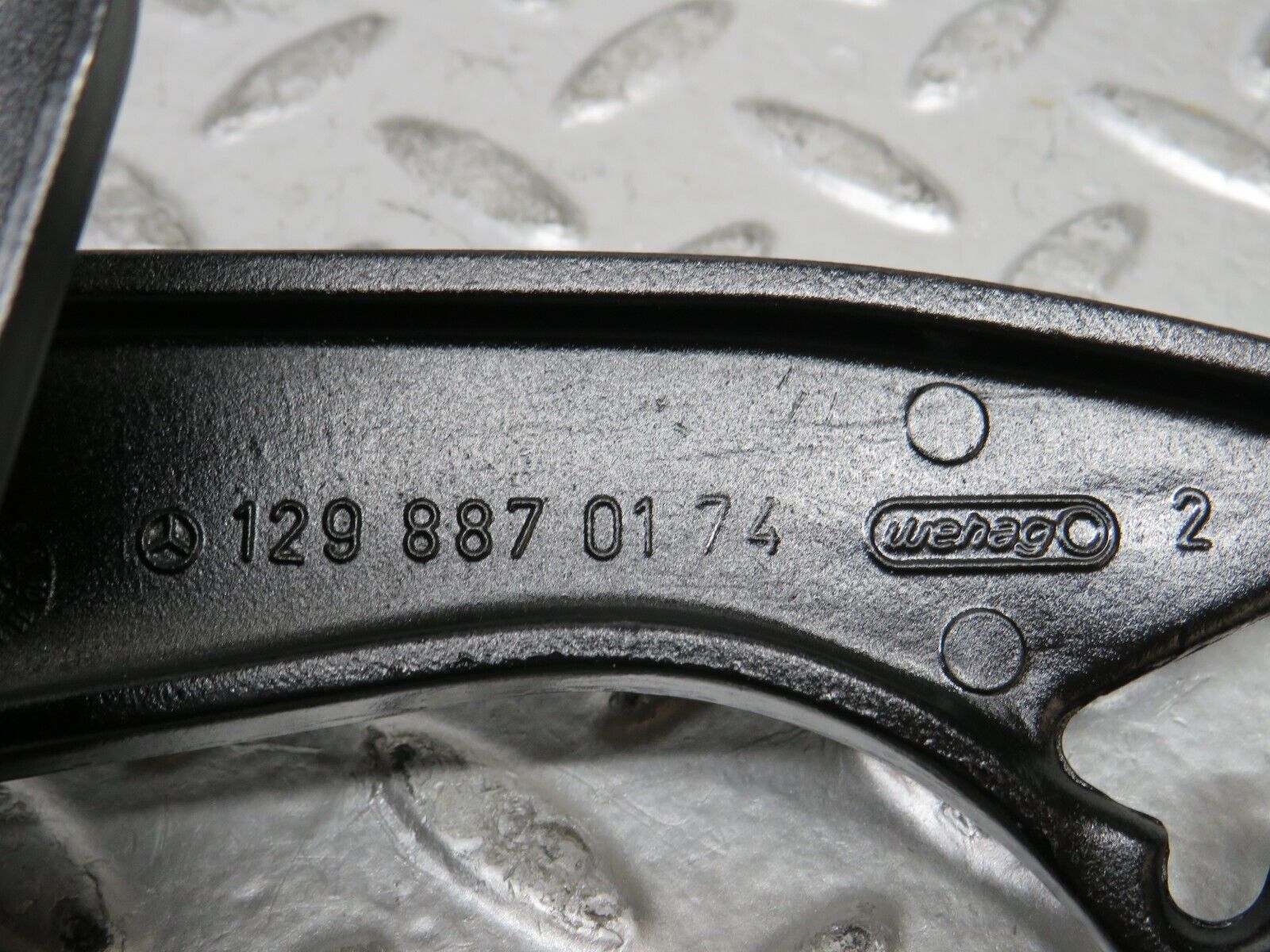 27741 Mercedes-Benz S124 300TE Wagon Bonnet Hinge Light Side 1298870174