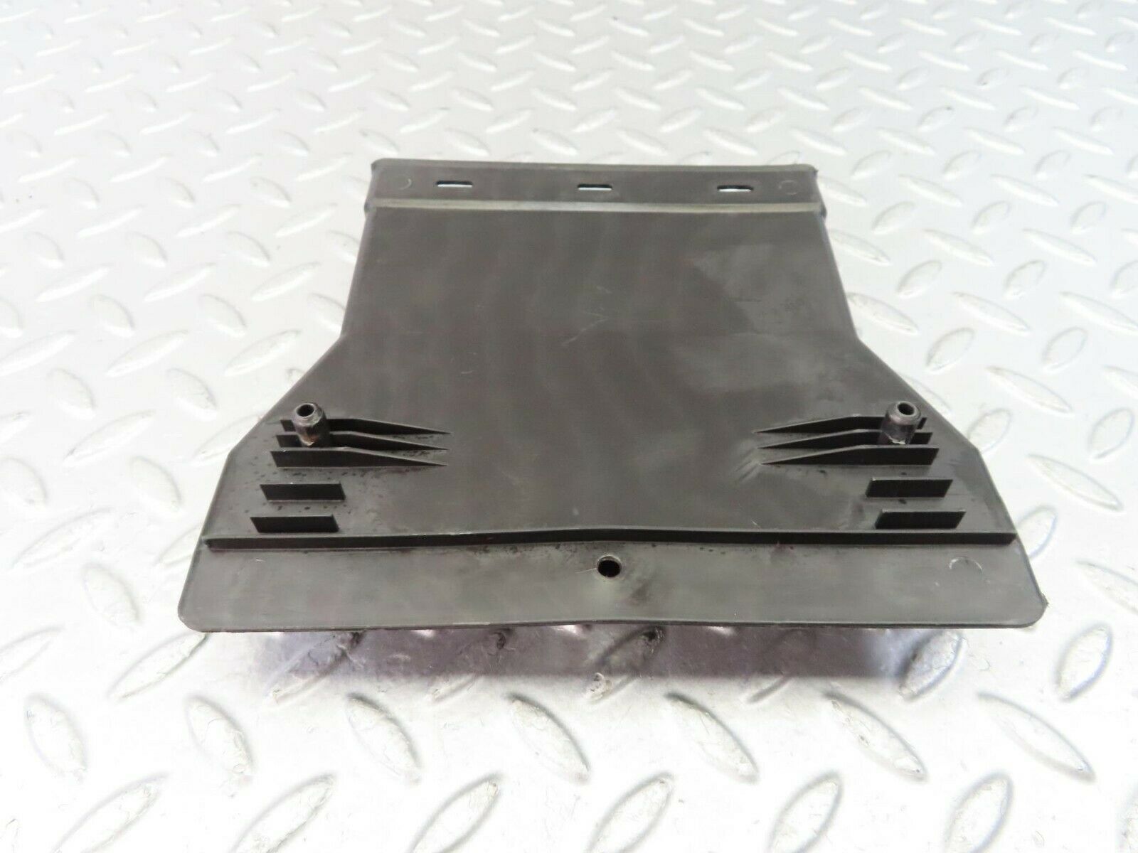 9315 Mercedes-Benz C124 300CE Coupe Ventilation Air Duct Left 1248310546