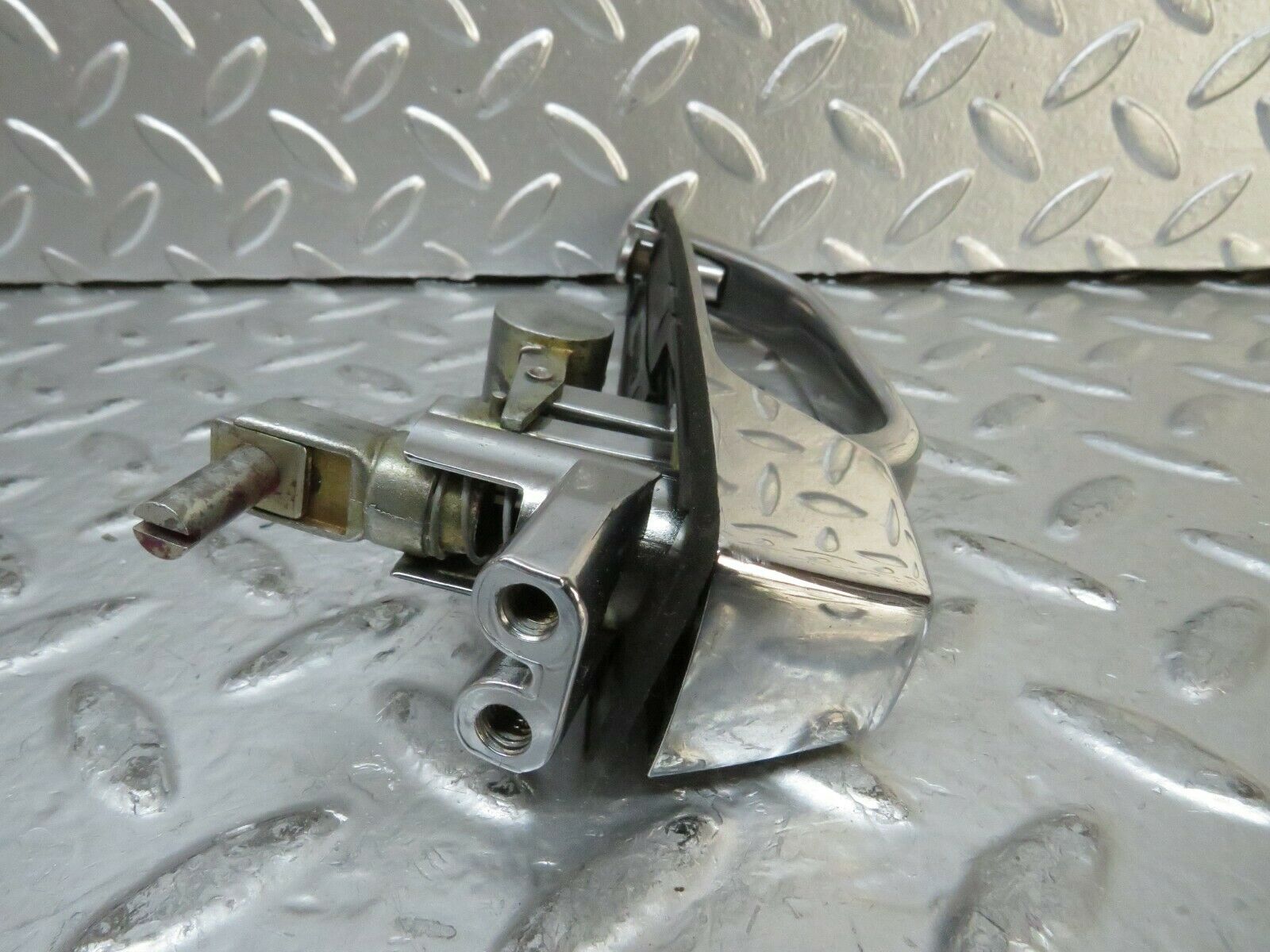 23723 Mercedes-Benz W116 350E Rear Exterior Door Handle 1167600059