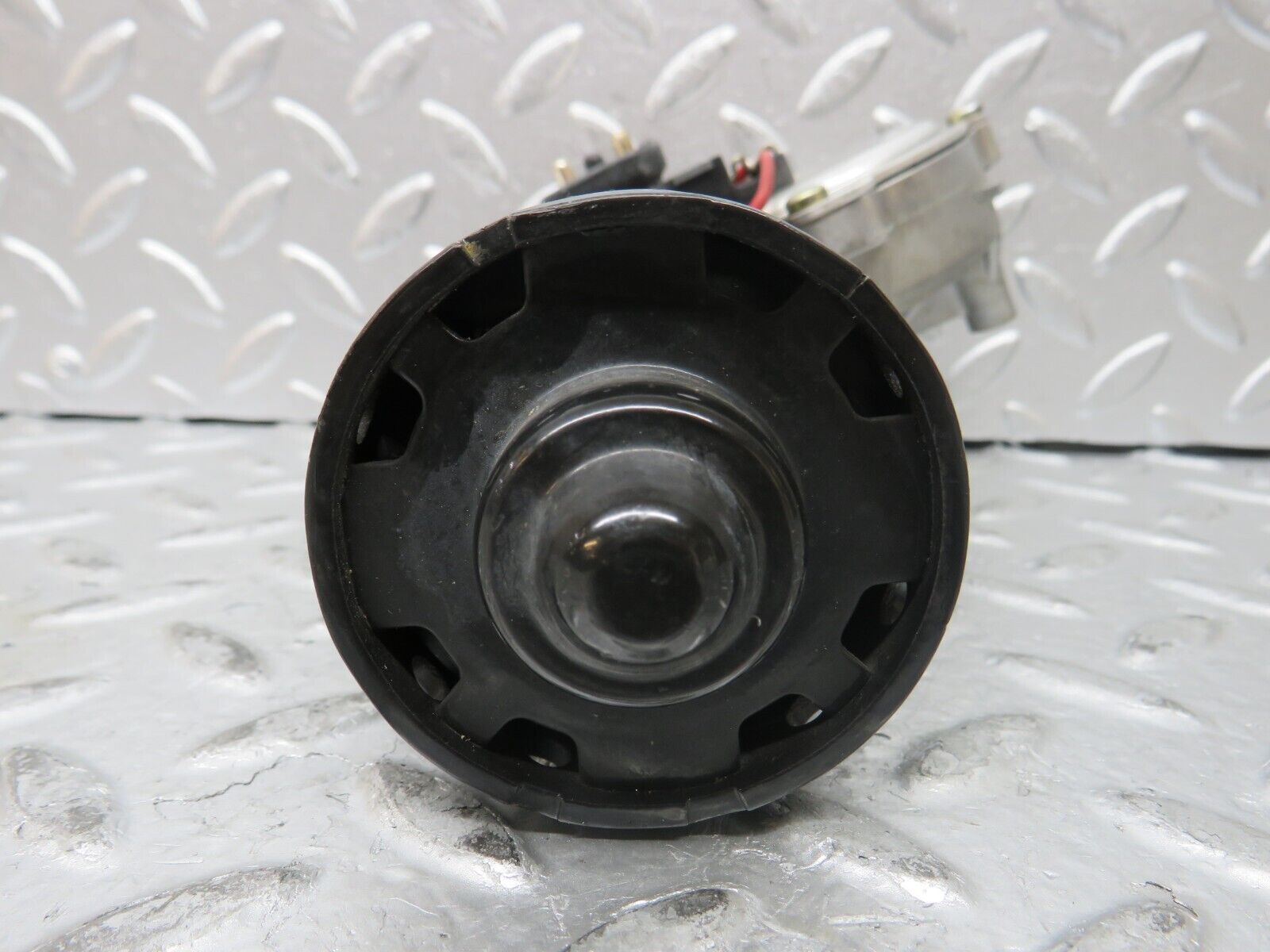 27506 Mercedes-Benz S124 300TE Wagon Wiper Motor Bosch 0390241425