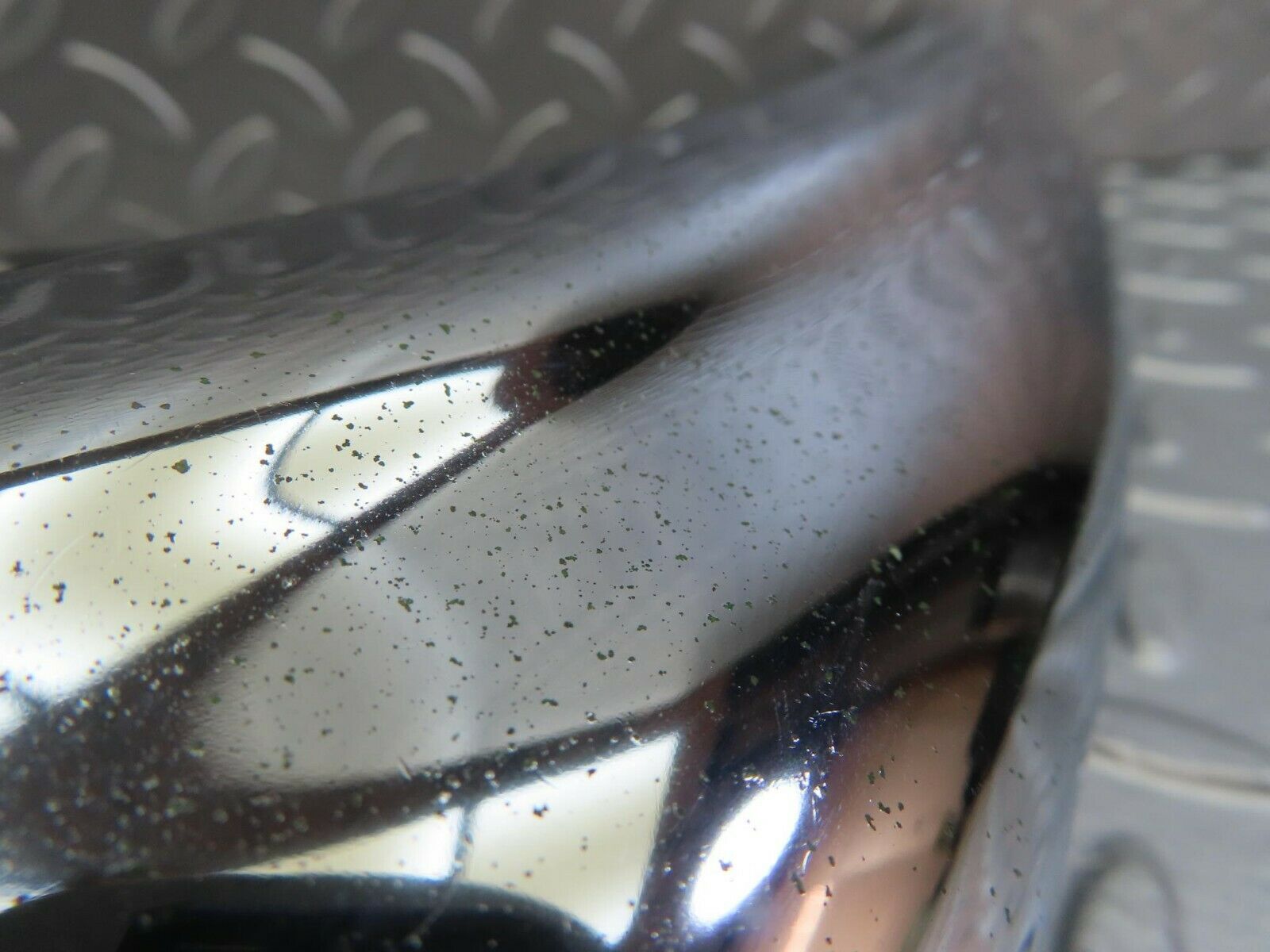 10617 Mercedes-Benz W108 Front Left Upper Bumper Corner