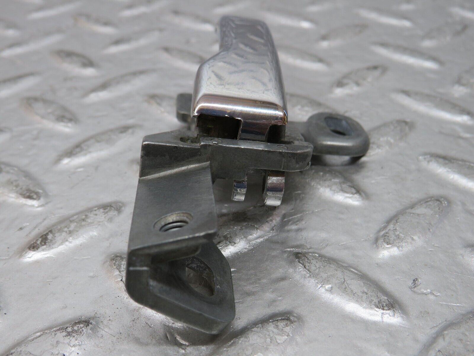 26812 Mercedes-Benz W123 240D Rear Left Interior Door Handle 1237600161