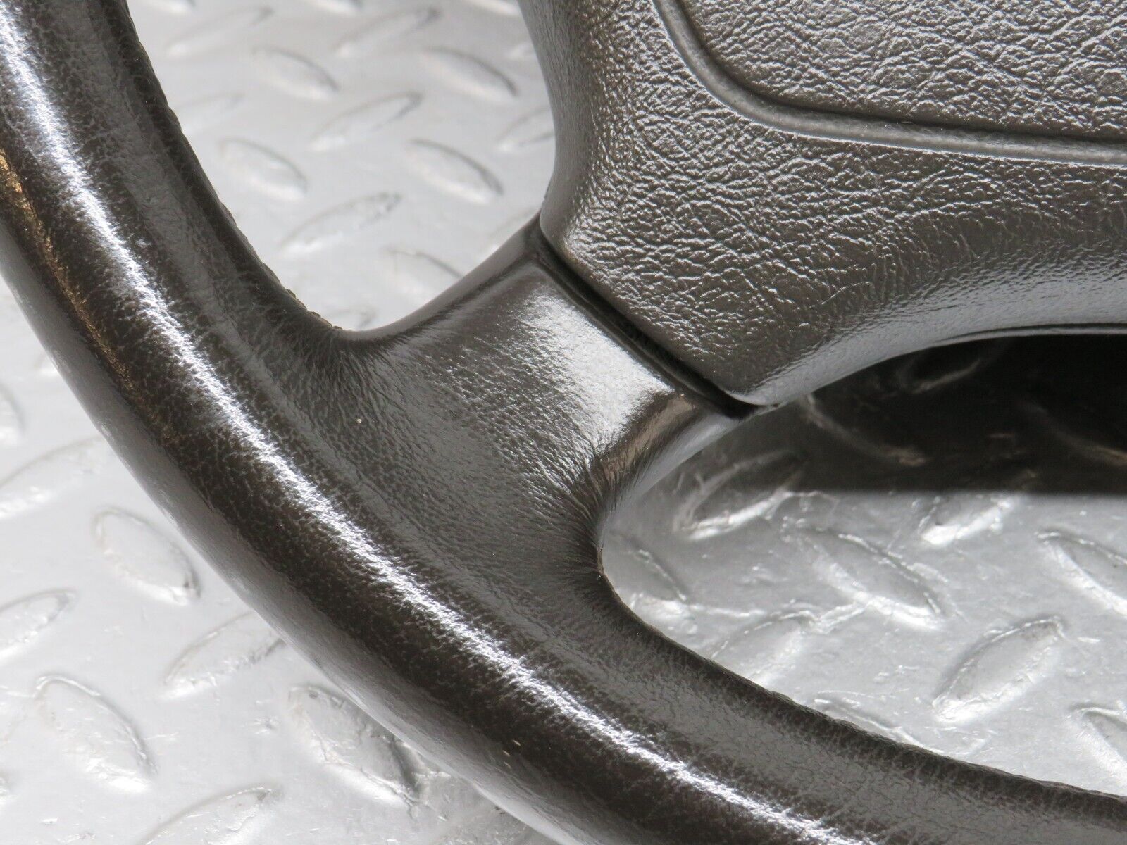 38290 Mercedes-Benz R129 280SL Coupe Leather Steering Wheel