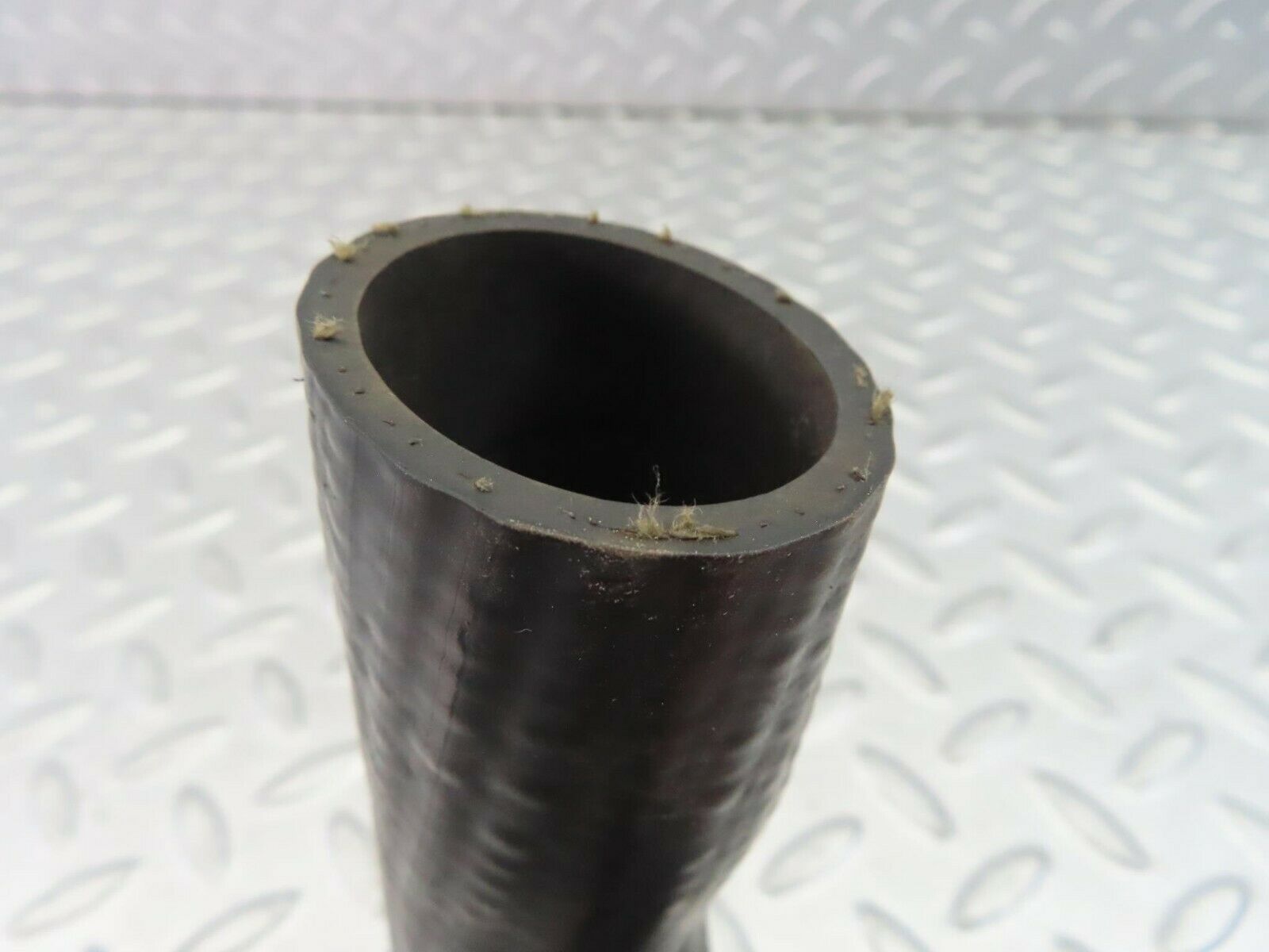 8530 Mercedes-Benz W114 Radiator Hose 1145010882