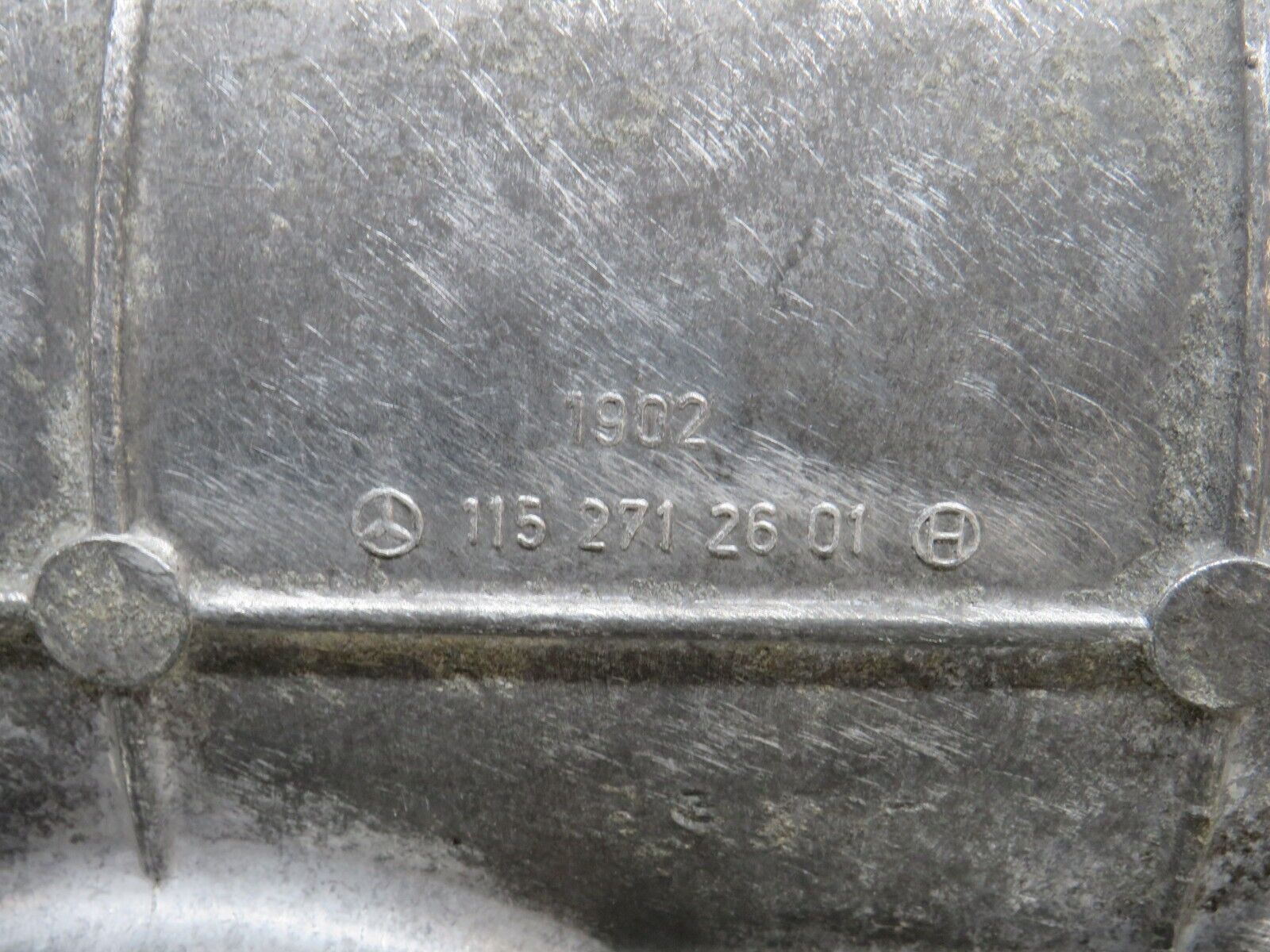 37679 Mercedes-Benz W109 300SEL Automatic Gearbox Housing 1152712601 1092701201