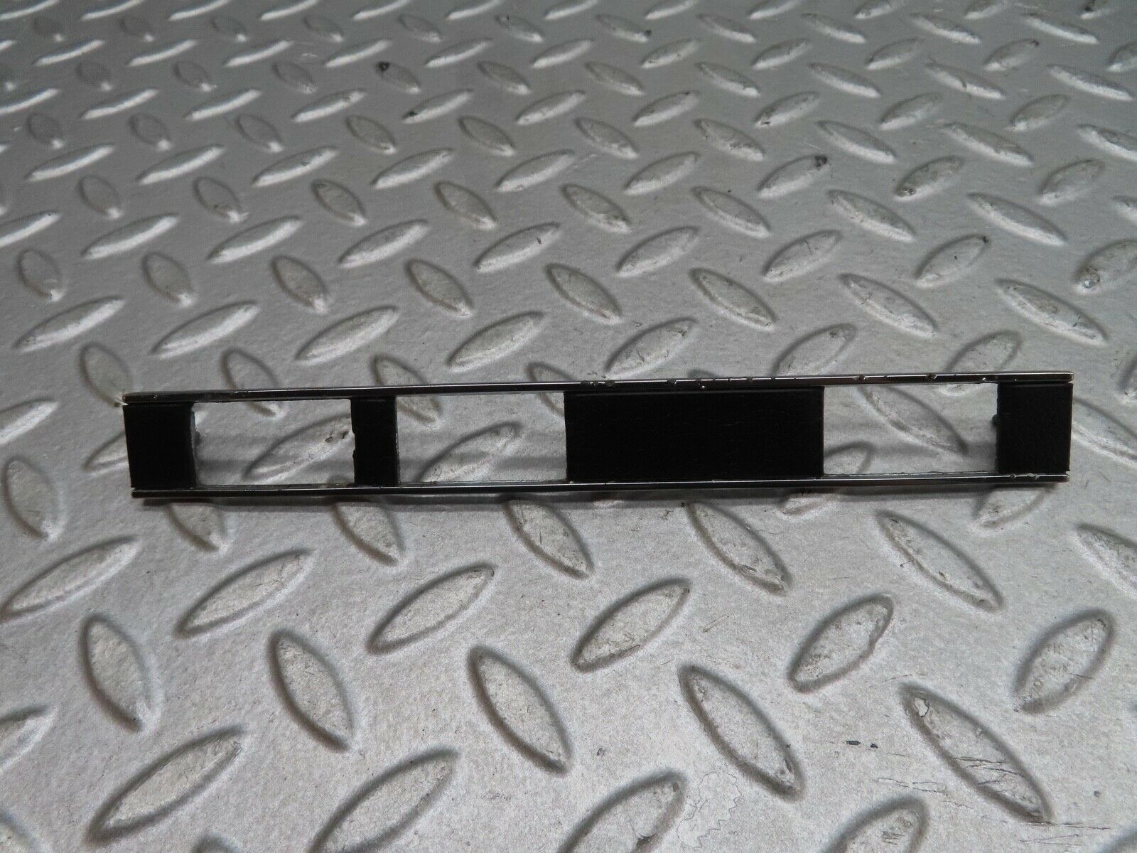 17885 Mercedes-Benz W116 450SEL Dashboard Switch Trim Panel 1166800371