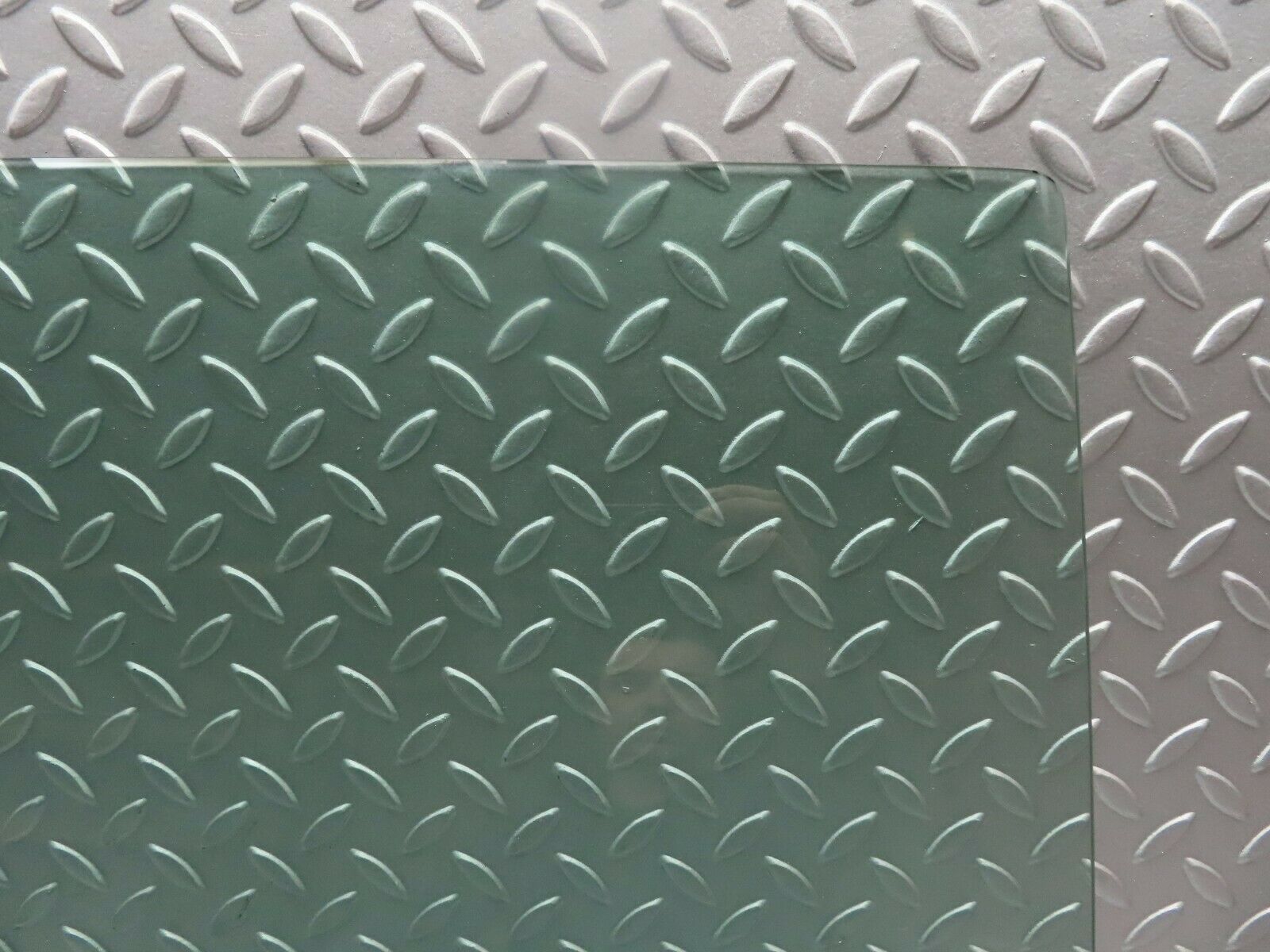 5384 Mercedes-Benz W124 230E Rear Right Door Window Glass