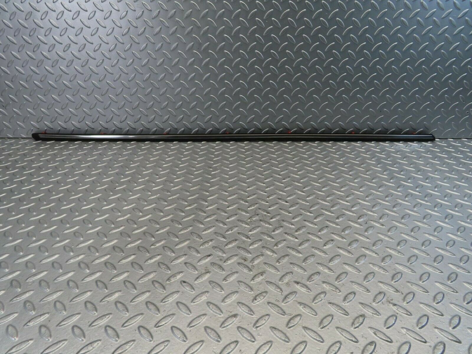 11429 Mercedes-Benz C123 230CE Coupe Chrome Fender Wing Trim Front Left