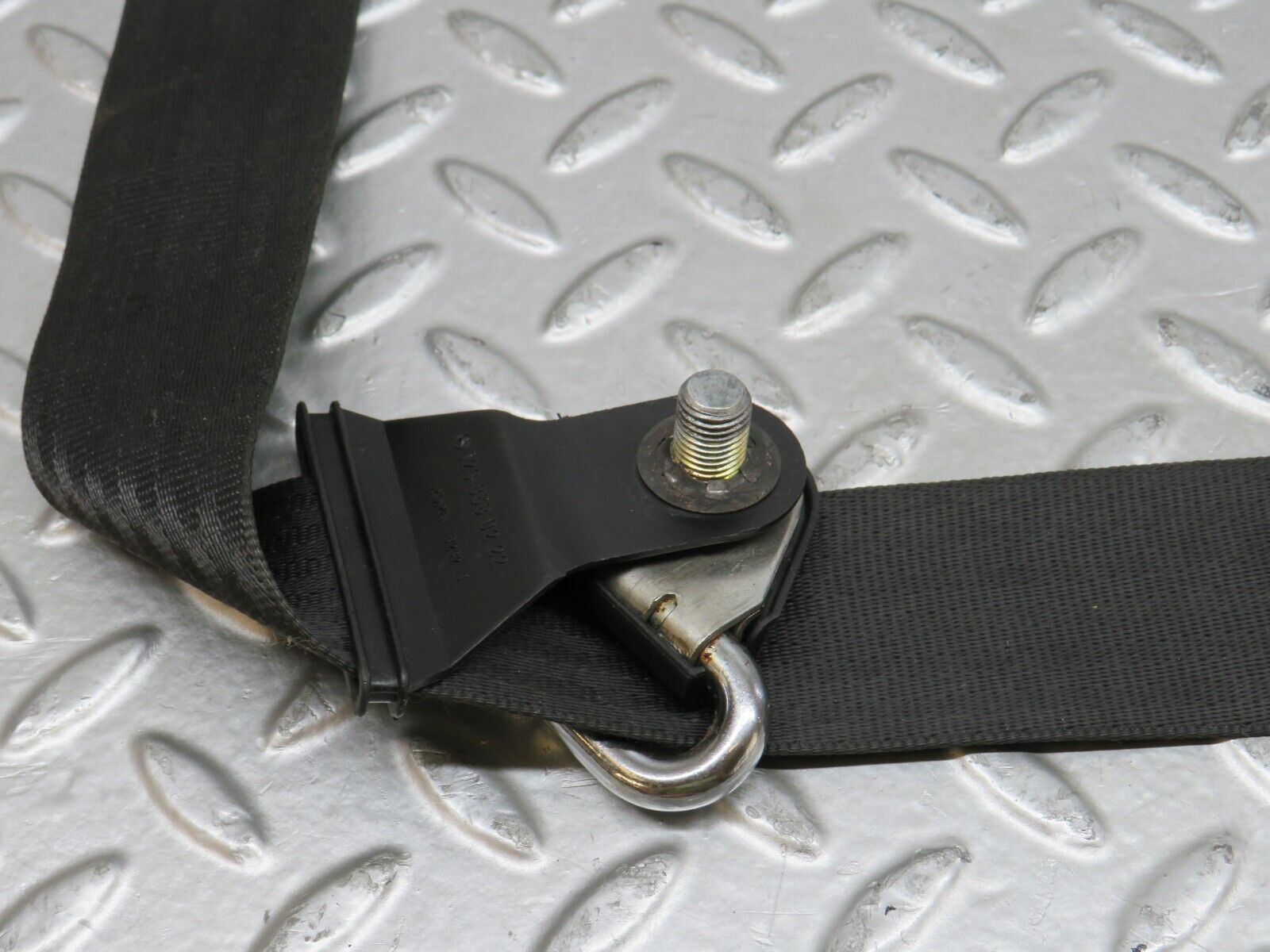 28162 Mercedes-Benz W123 280E Front Left Seat Belt 1238605285