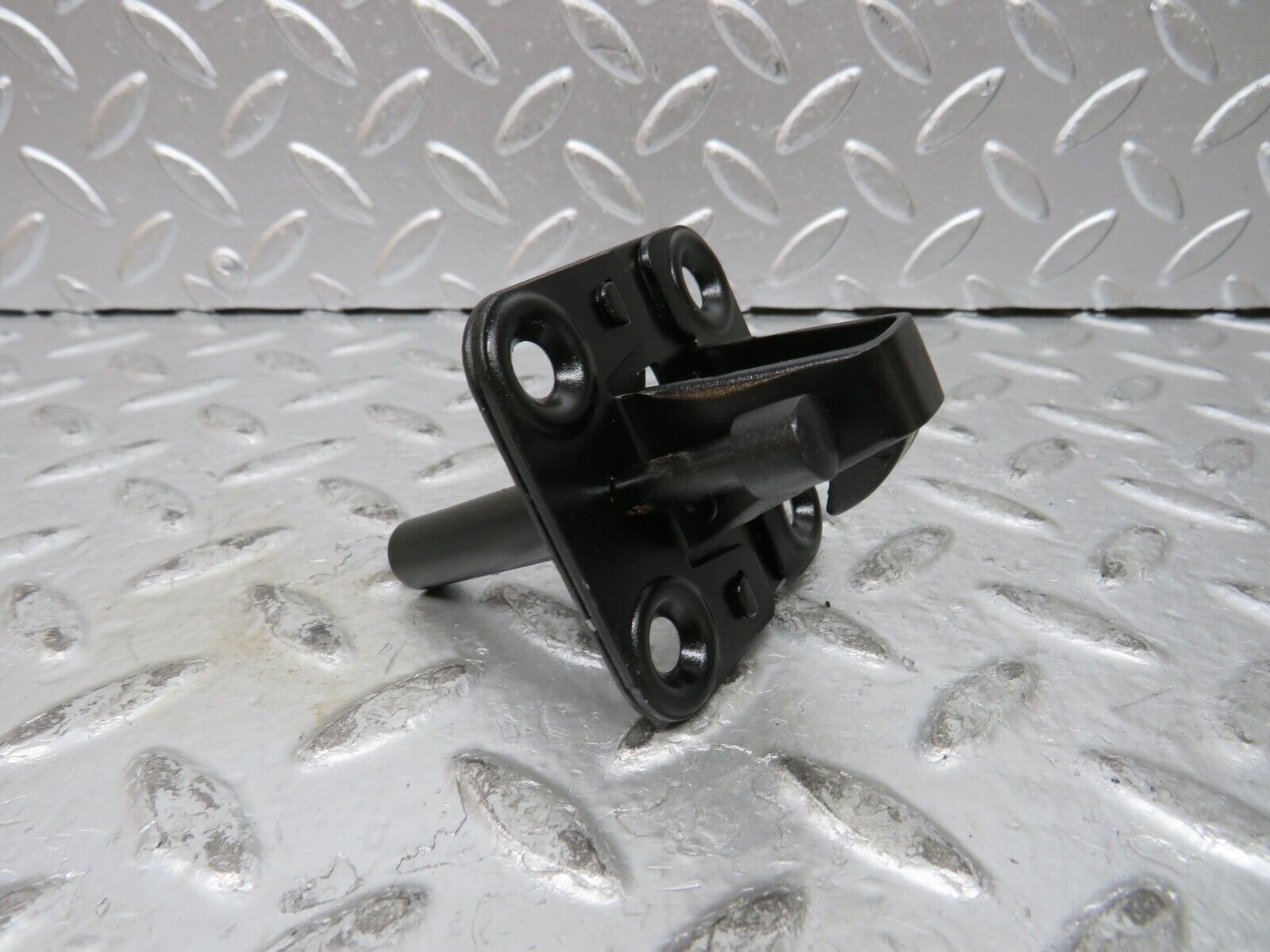 27446 Mercedes-Benz W123 280E Bonnet Lock Latch