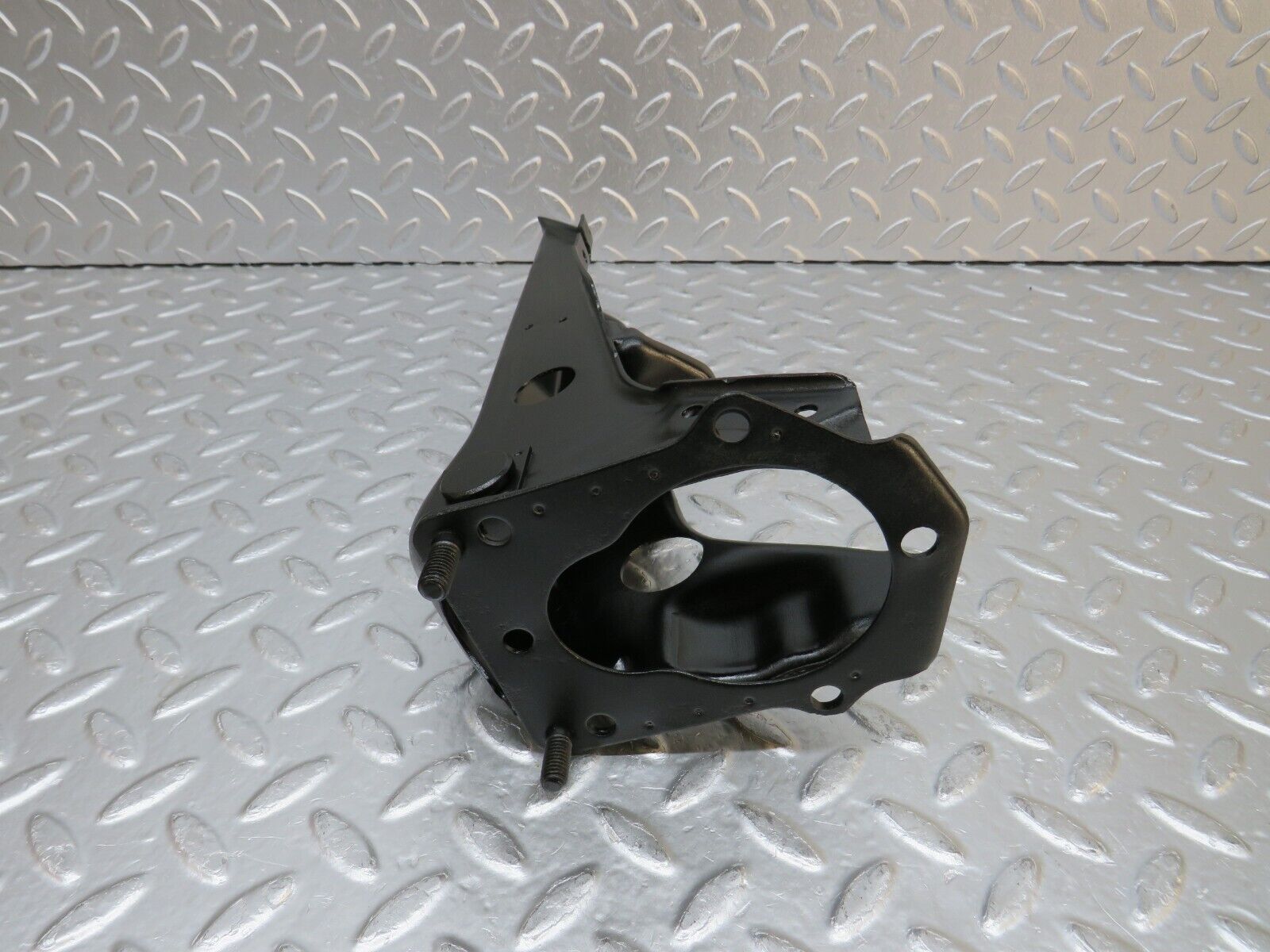 32247 Mercedes-Benz W108 280SE Brake Pedal Bracket Support