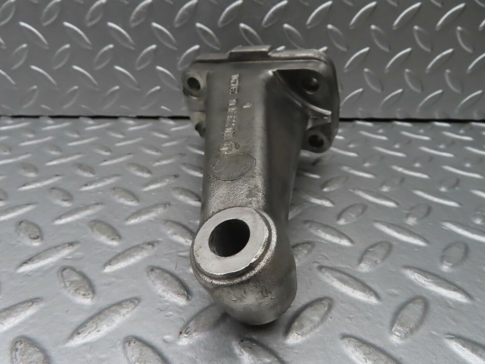 20353 Mercedes-Benz W114 280CE Coupe Engine Mount Bracket Left 1802233804