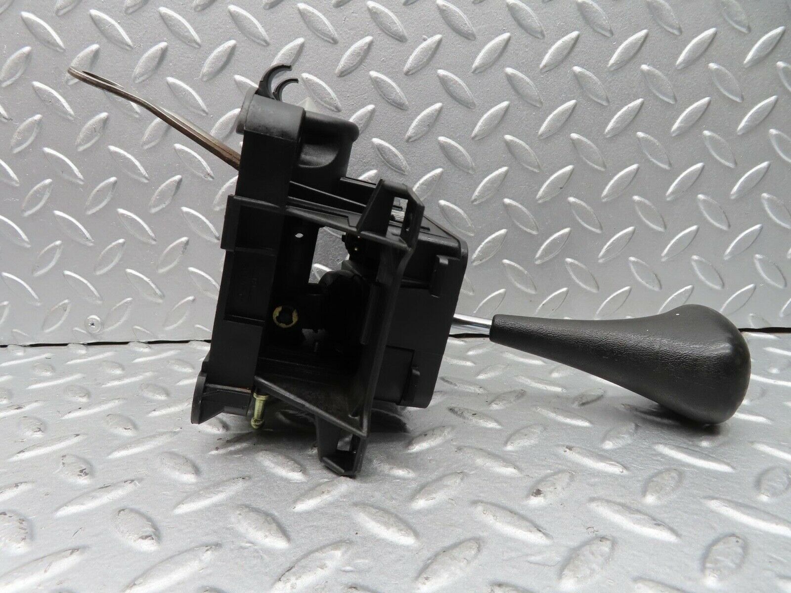 14598 Mercedes-Benz W201 190E Automatic Gear Shift Selector 1242670237