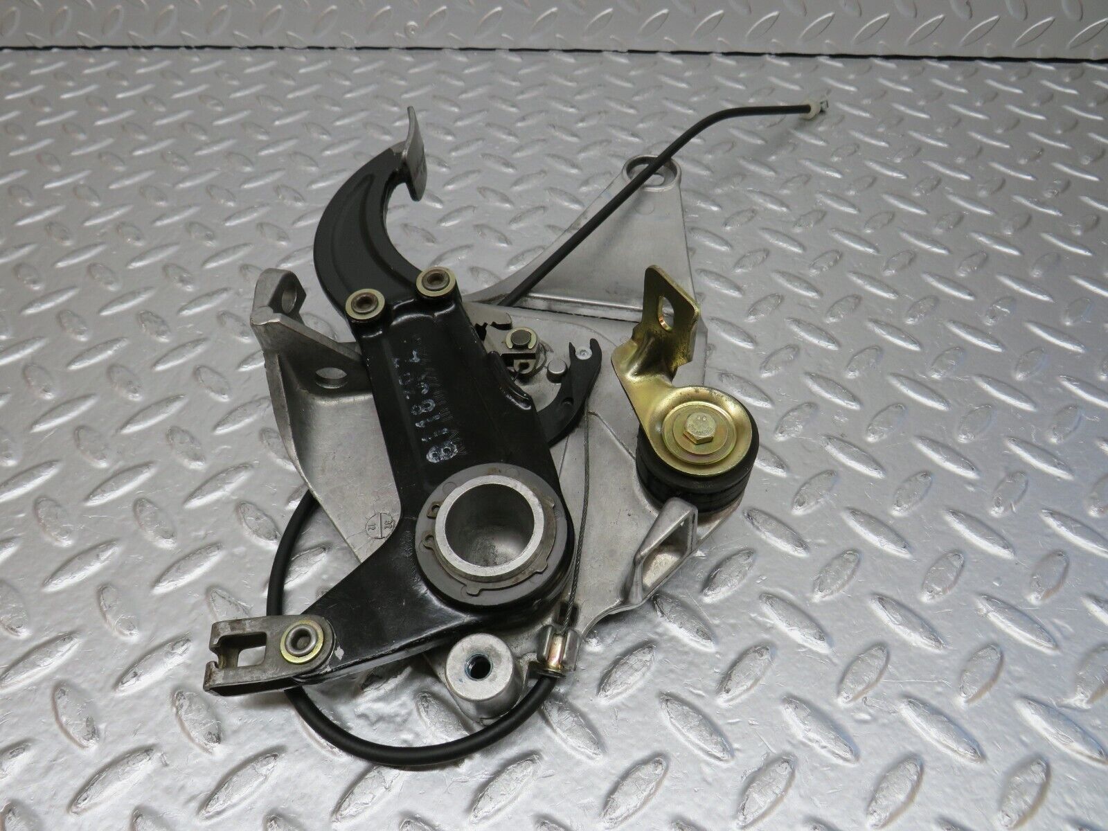 31433 Mercedes-Benz S124 220TE Wagon Parking Brake Pedal 1244270736 1244270801